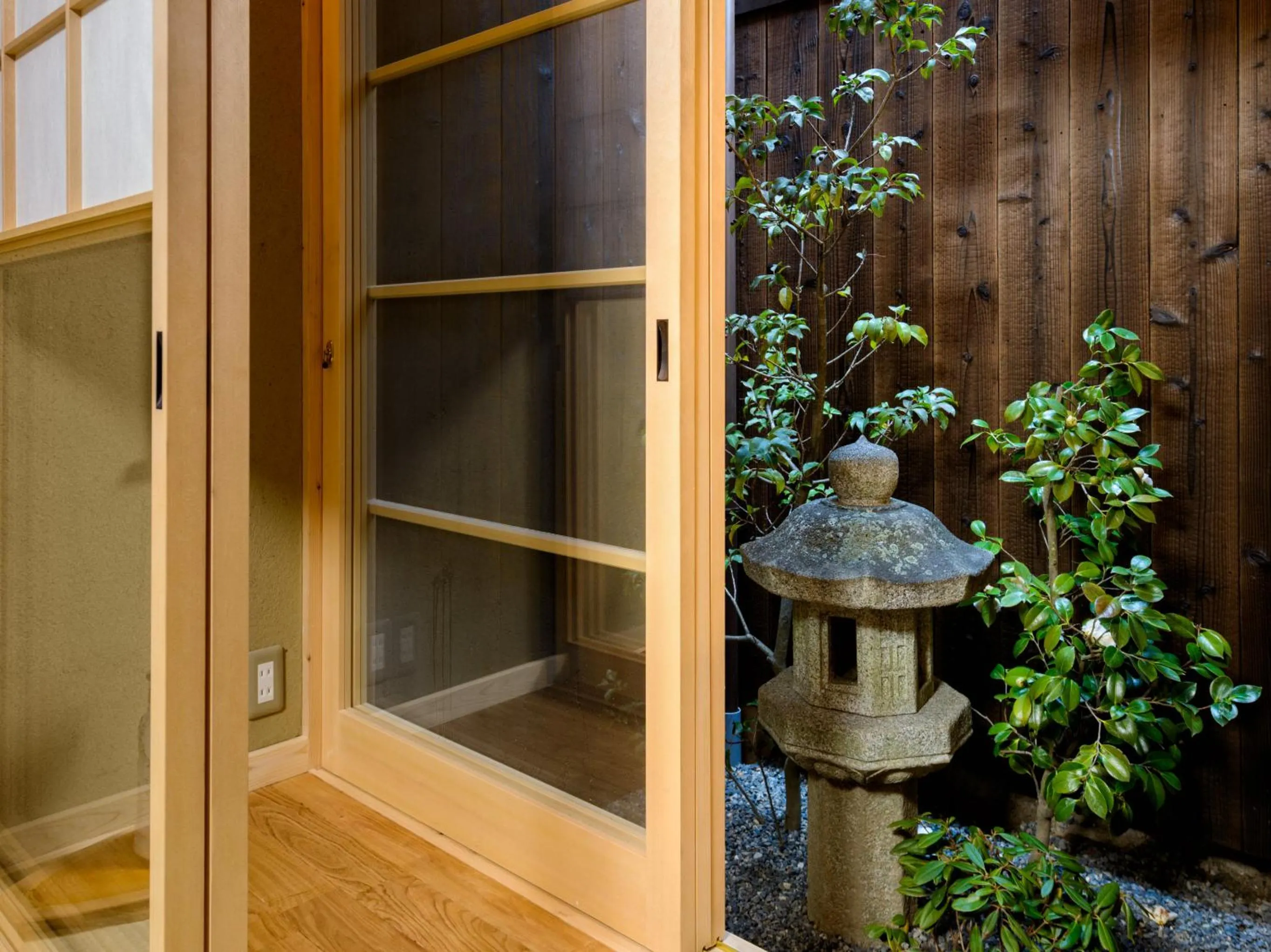Garden in Nadeshiko Shirakawa Machiya House