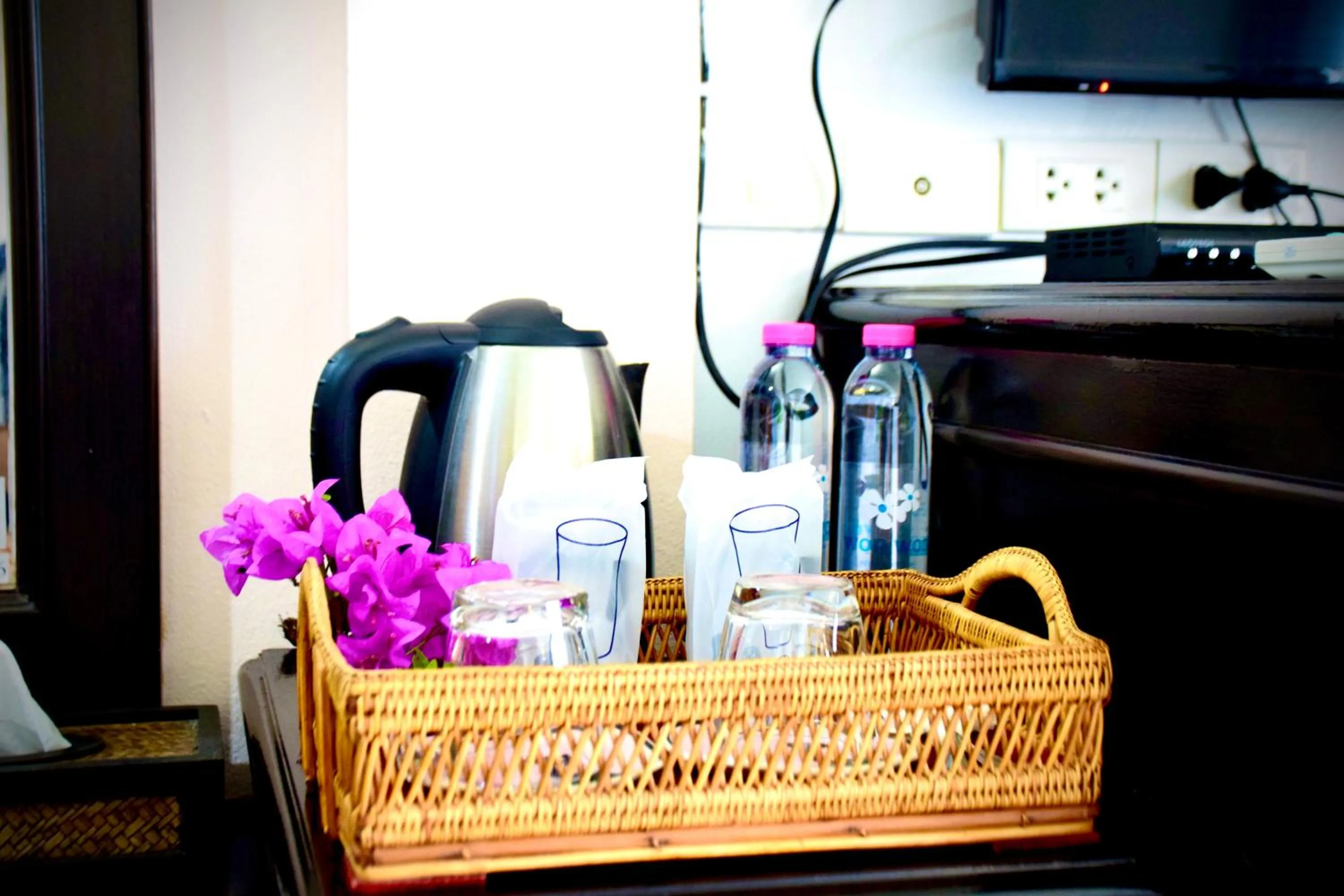 Coffee/tea facilities in Wan Wan Place