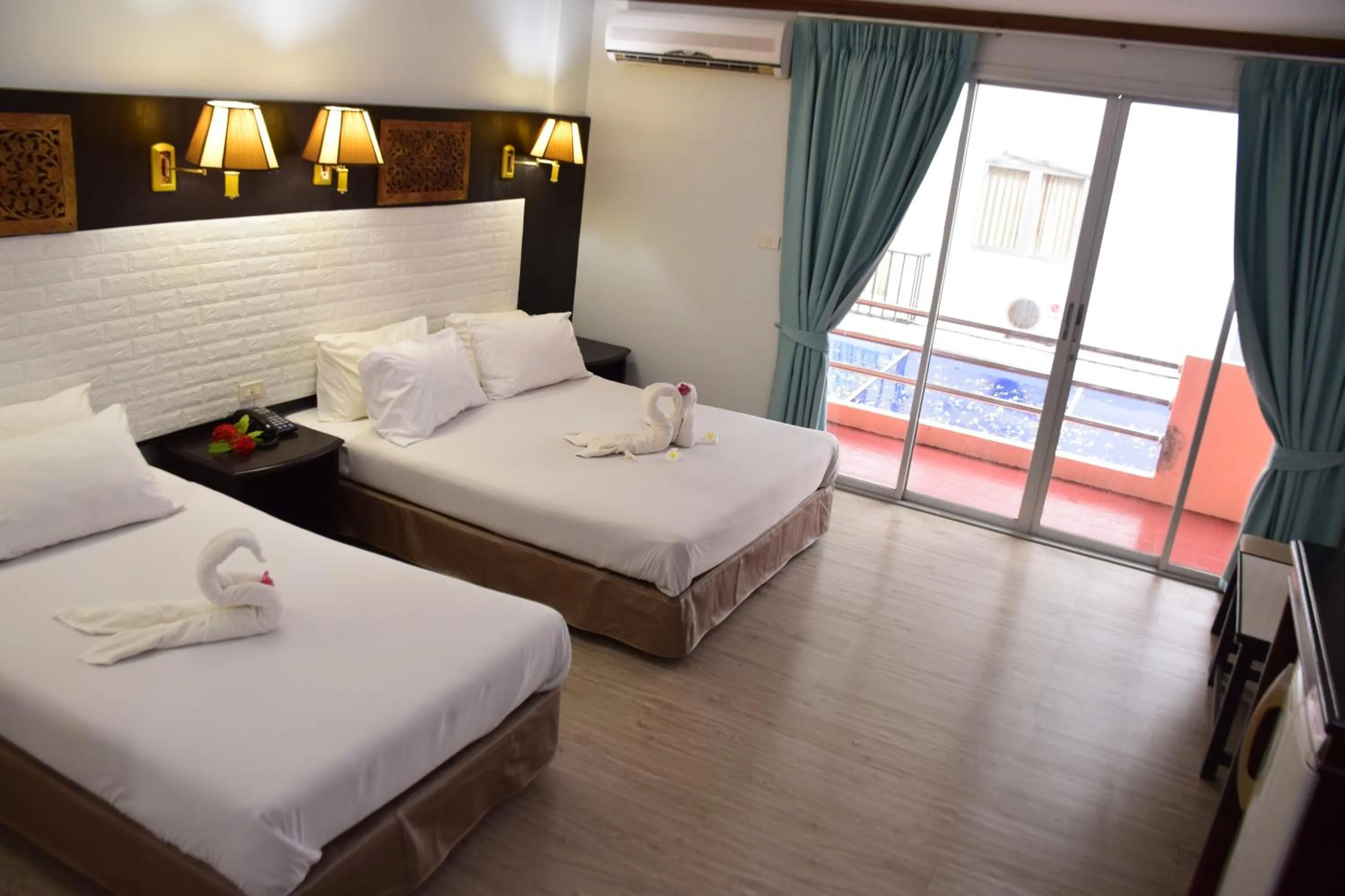 Balcony/Terrace, Bed in Wan Wan Place