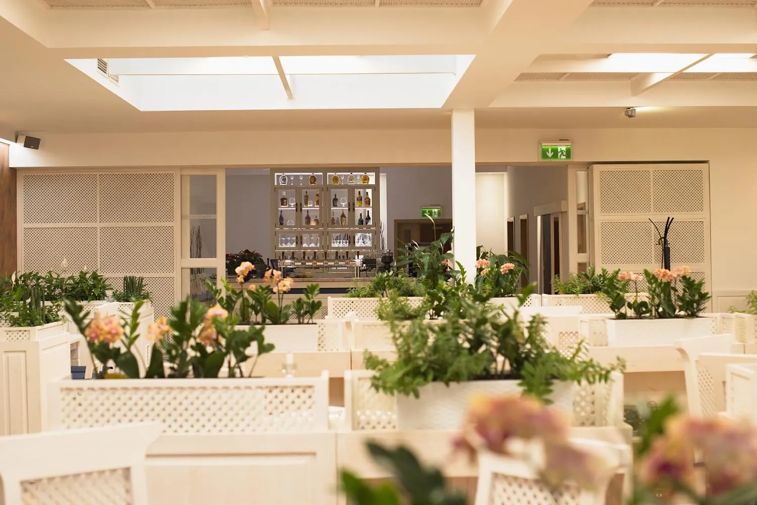 Restaurant/places to eat in Hotel Slavia