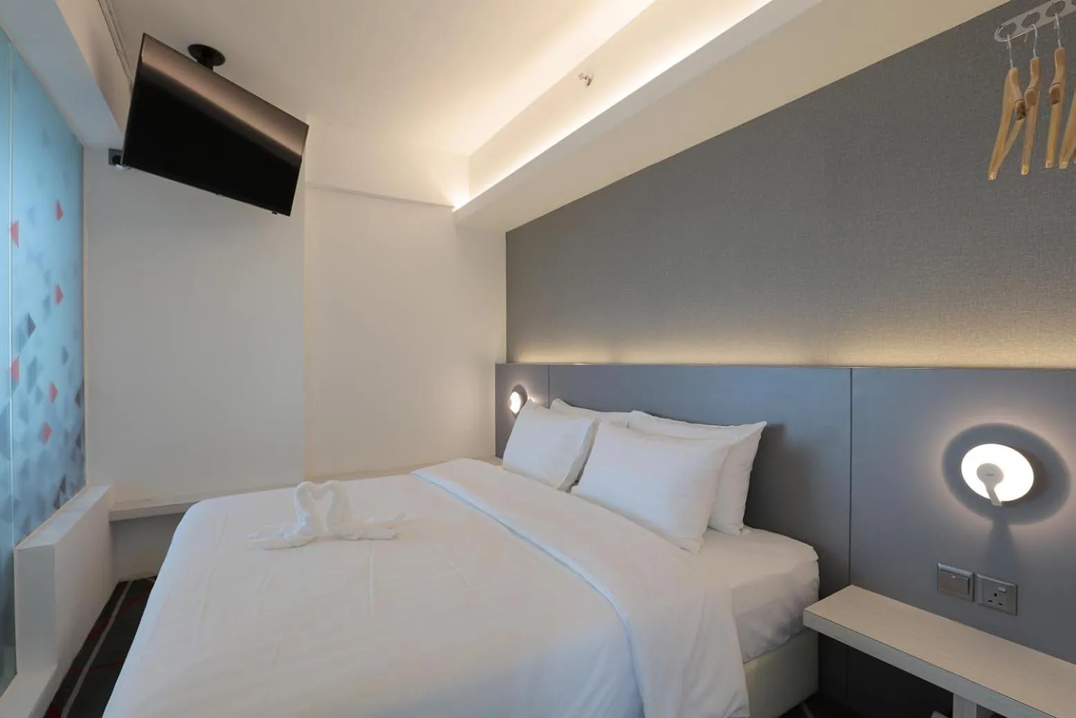 Photo of the whole room, Bed in Amerin Hotel Johor Bahru