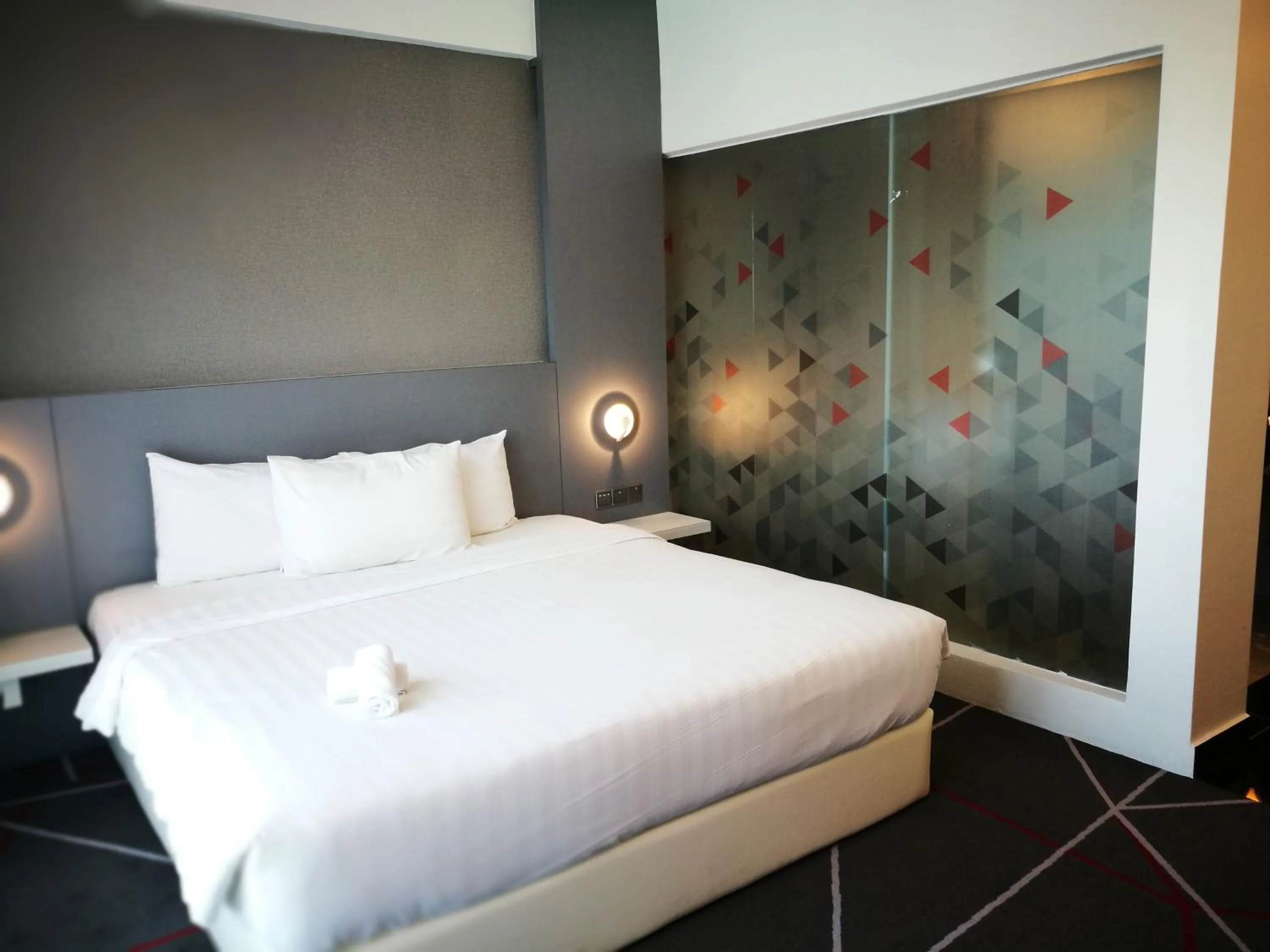 Photo of the whole room, Bed in Amerin Hotel Johor Bahru