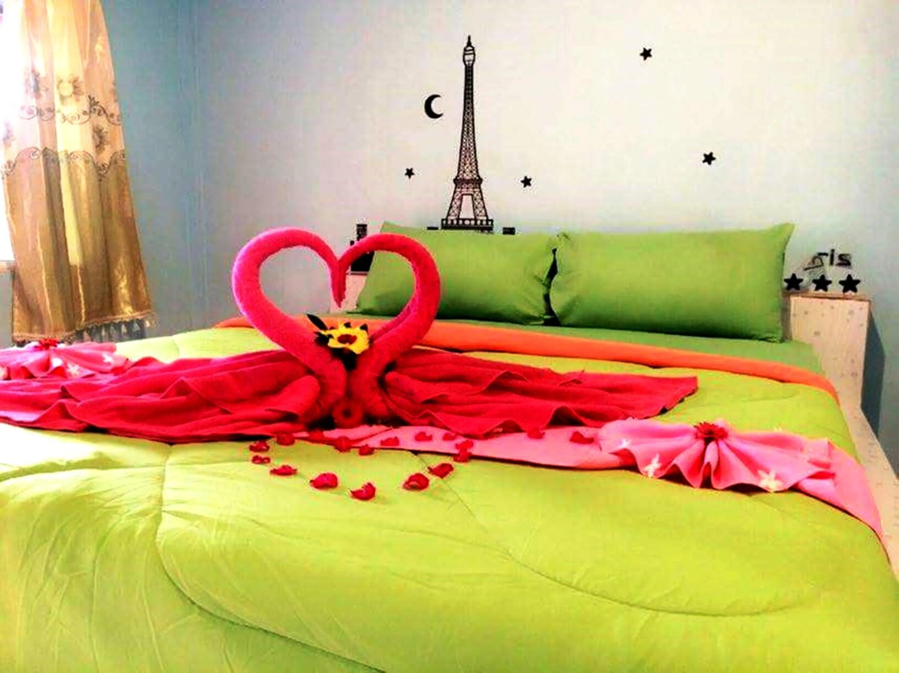 Bedroom, Bed in Rimsuan House