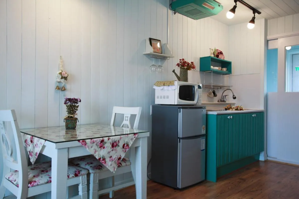 Coffee/tea facilities in Pyeongchang Edelweiss Pension