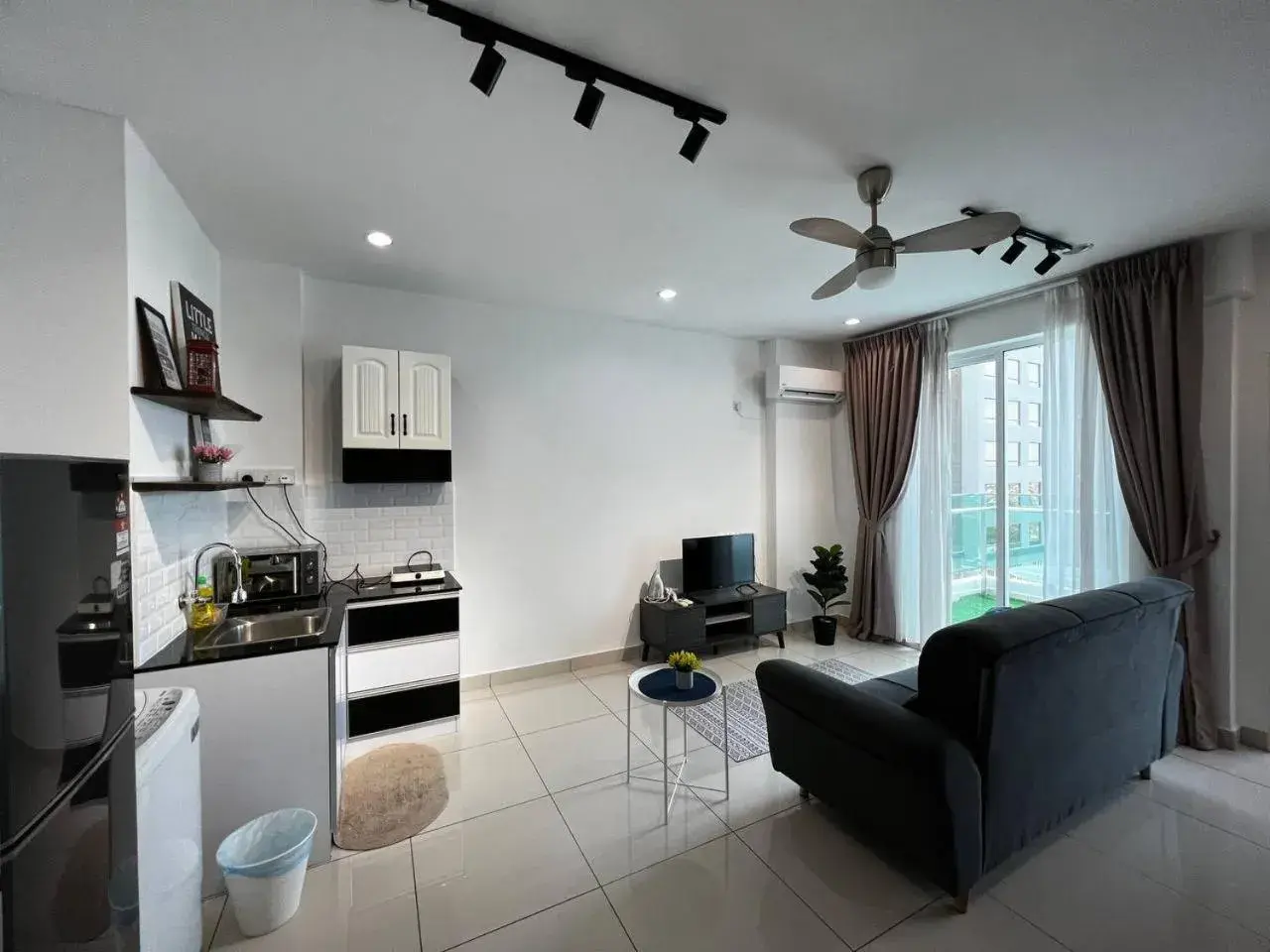 Merlene Suites at Mansion One Formerly know as Mansion One Suites Merlene Suites at Mansion One Formerly know as Mansion One Suites