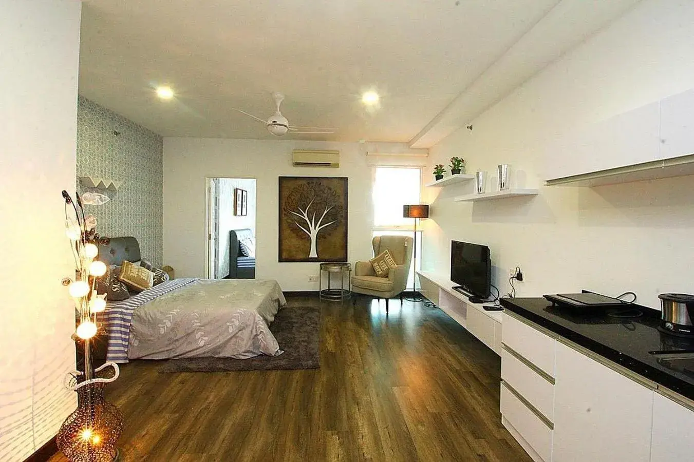 One-Bedroom Apartment in Merlene Suites at Mansion One Formerly know as Mansion One Suites One-Bedroom Apartment in Merlene Suites at Mansion One Formerly know as Mansion One Suites