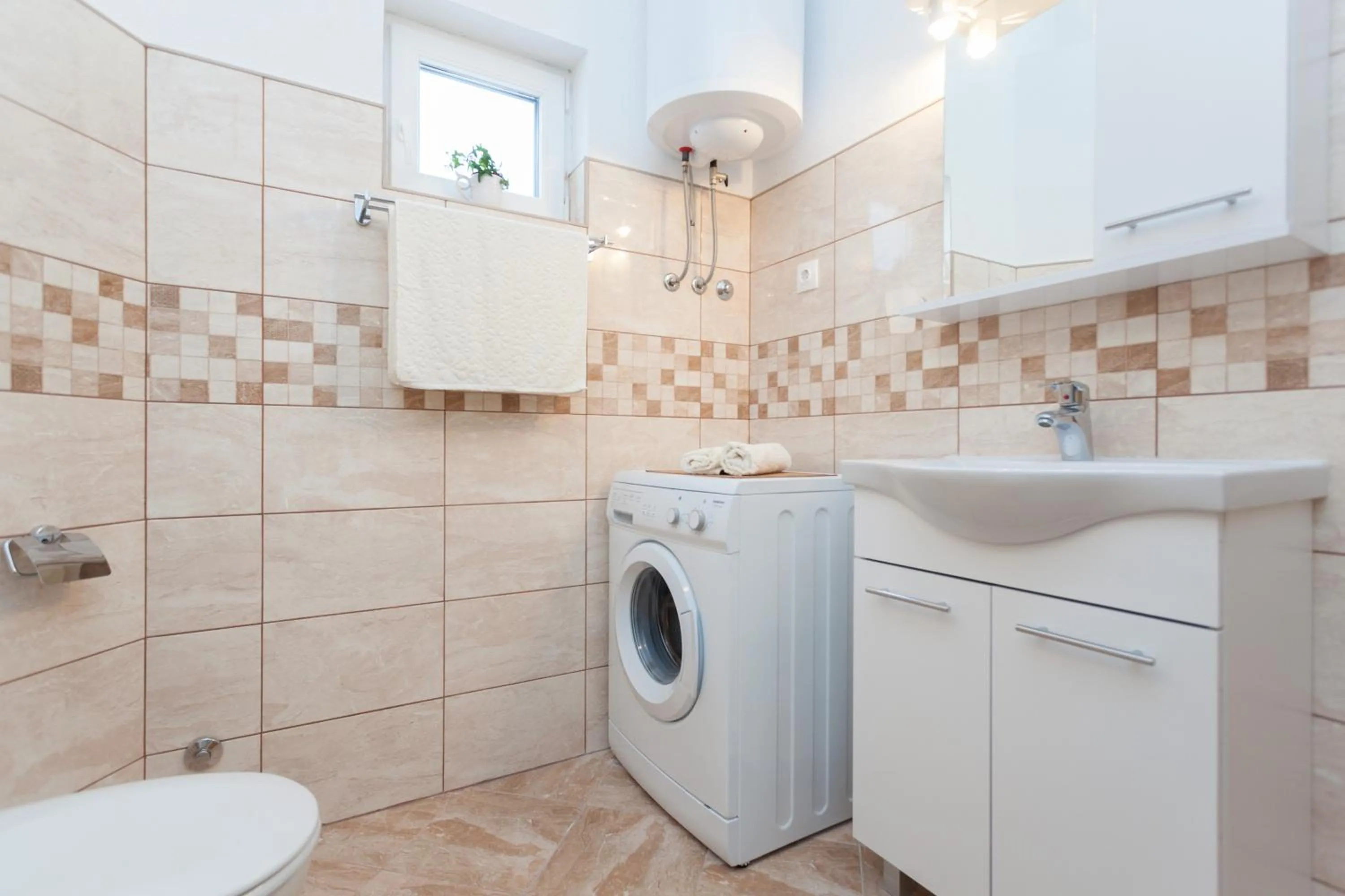 Bathroom in Apartment Mistral 51