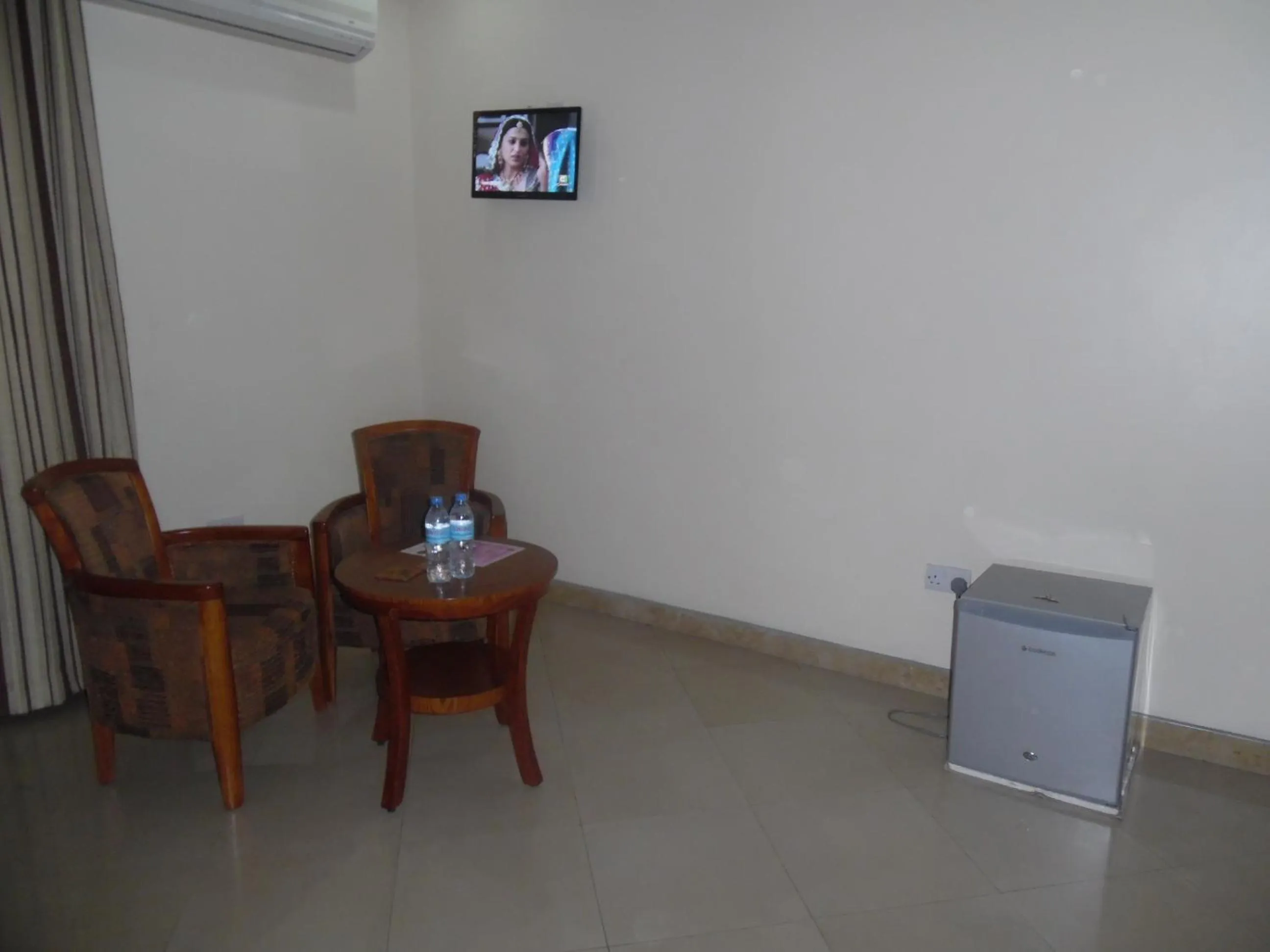 Bedroom in Silver Paradise Hotel