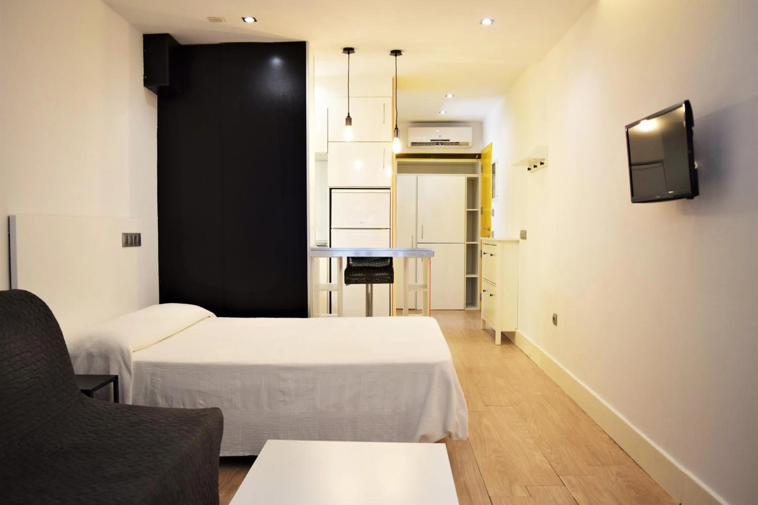 Bed in Hotel Mirablau