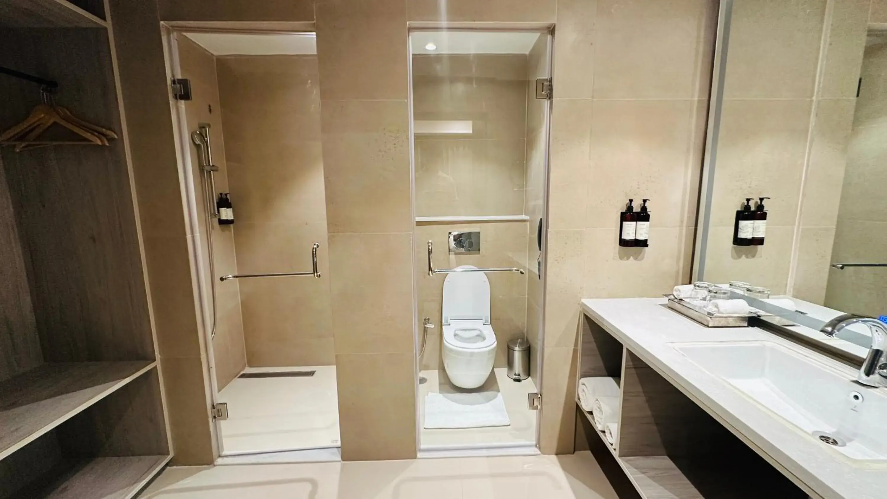 Suite in Regenta Central Jaipur Suite in Regenta Central Jaipur