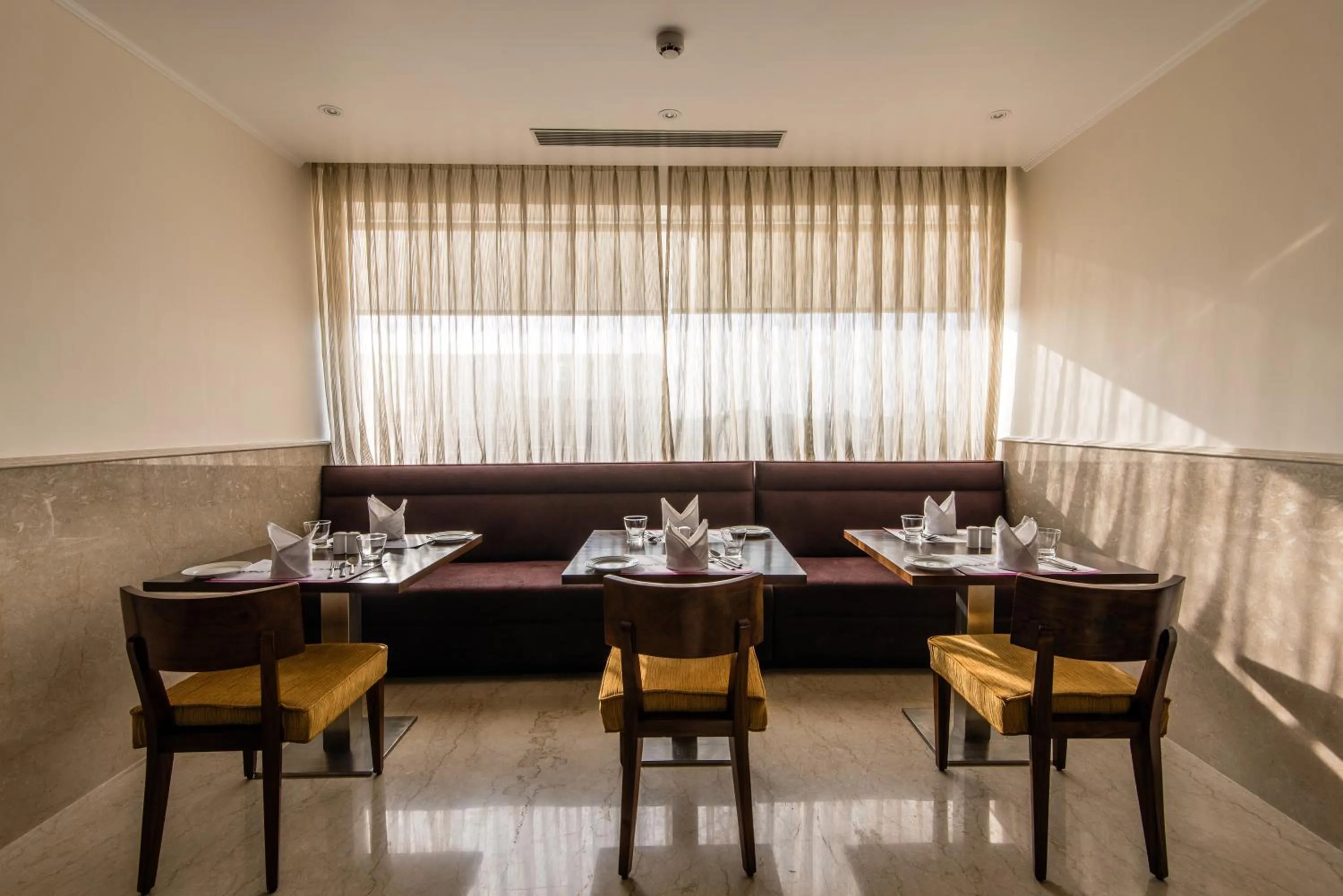 Restaurant/places to eat in Regenta Central Jaipur