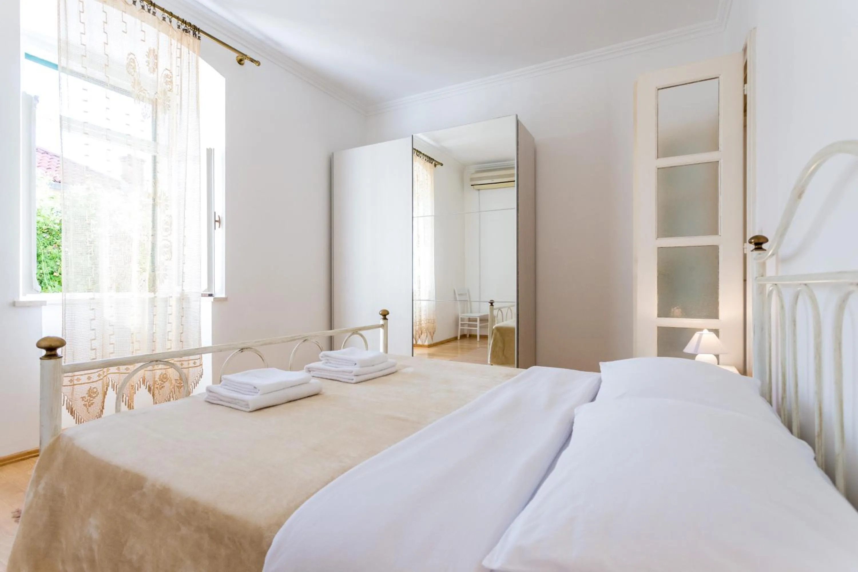 Bed in Hedera Estate, Hedera A27