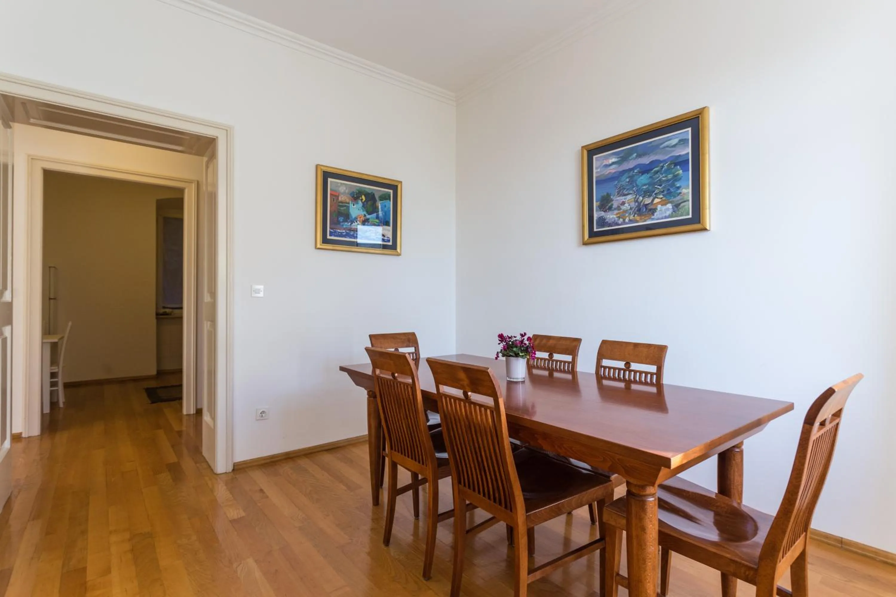 Dining area in Hedera Estate, Hedera A27