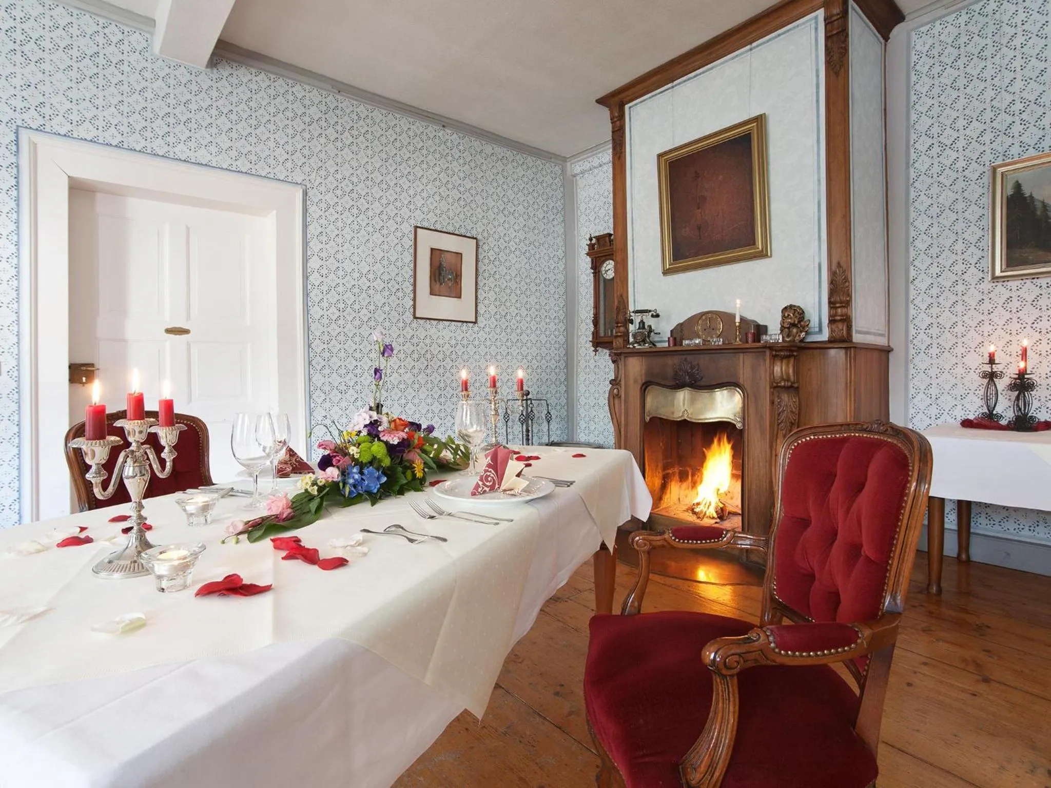 Restaurant/places to eat in Hotel Zum Herrenhaus