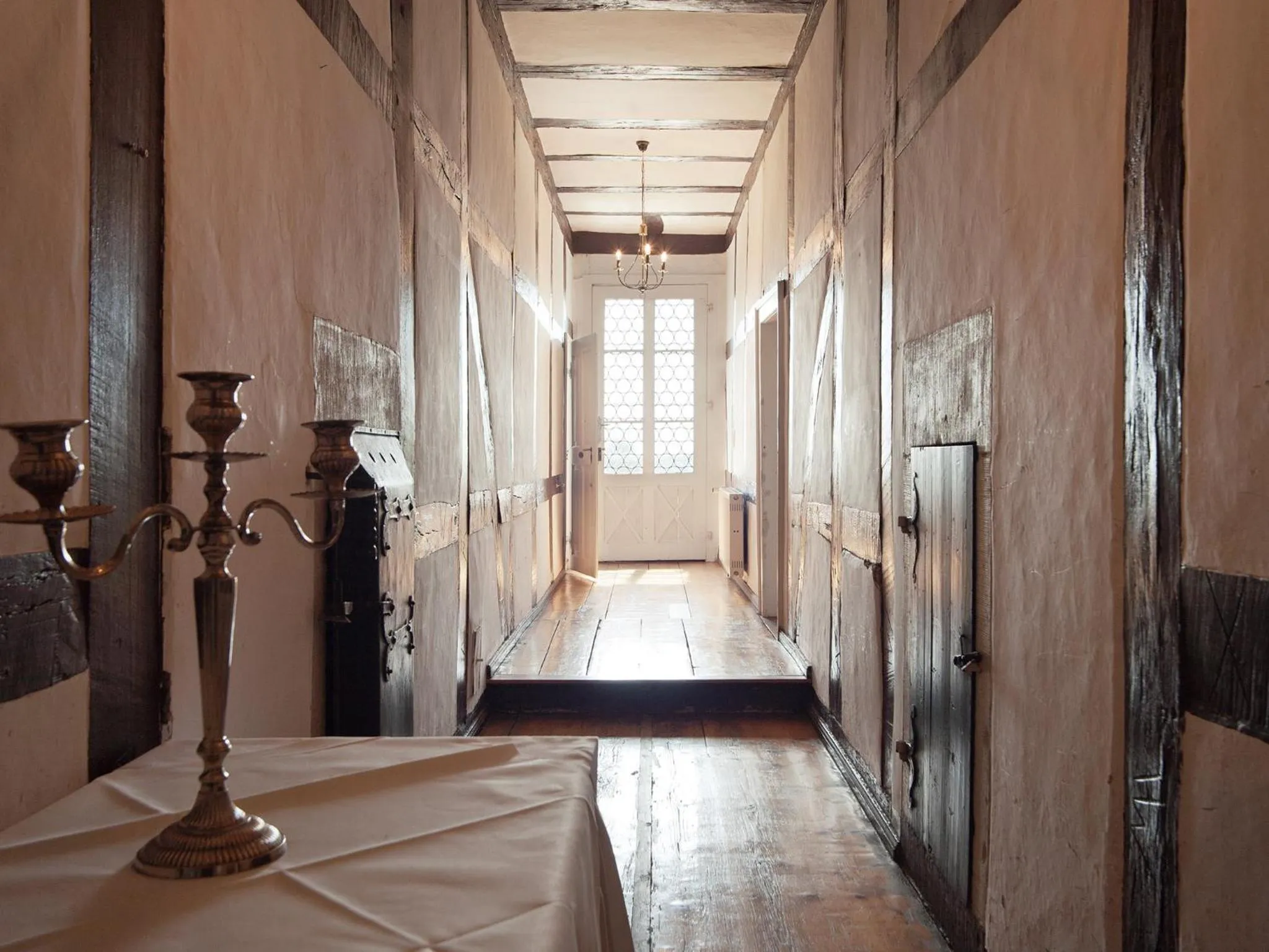 Property building, Bed in Hotel Zum Herrenhaus