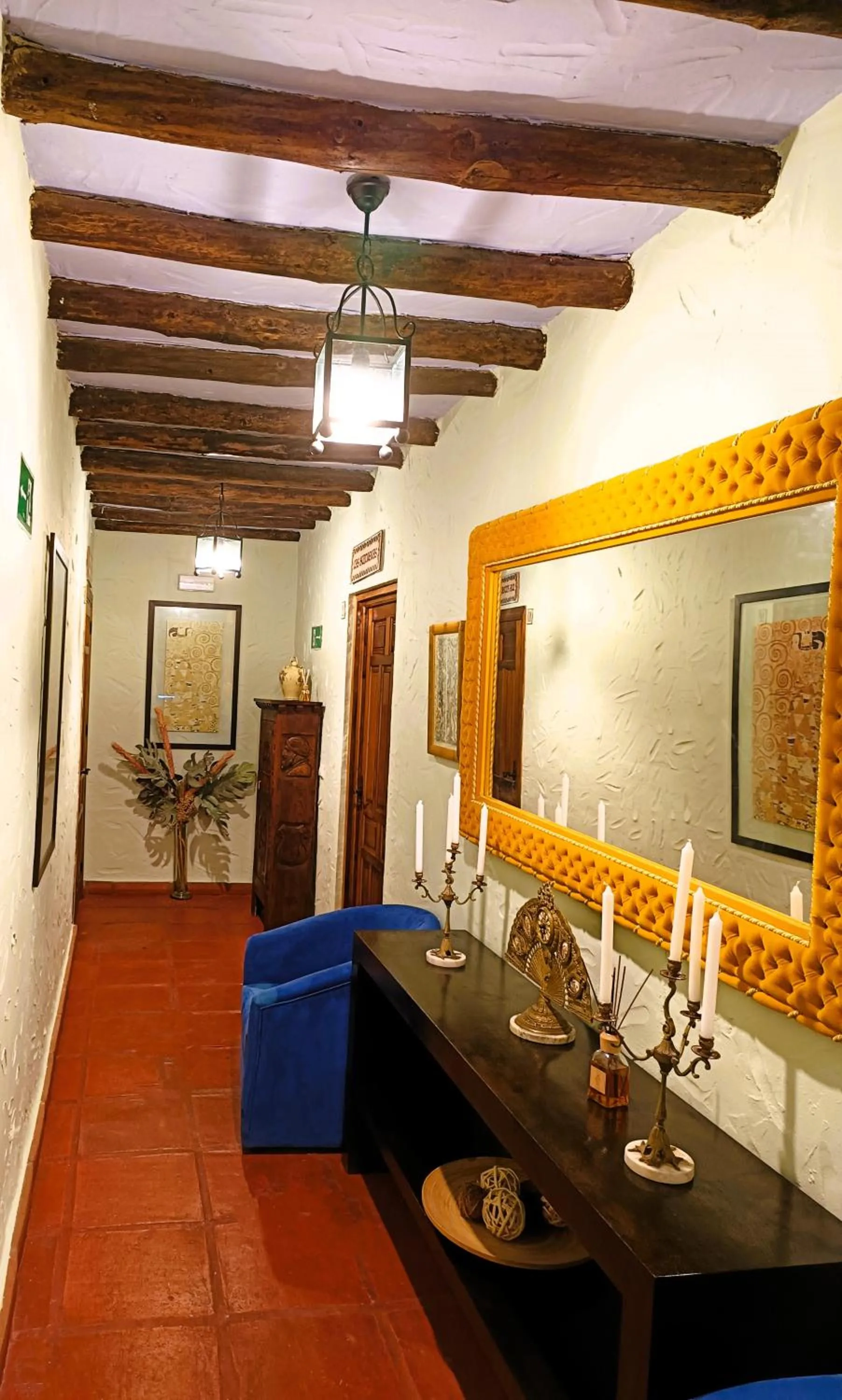 Property building in Hotel Restaurante Las Buitreras