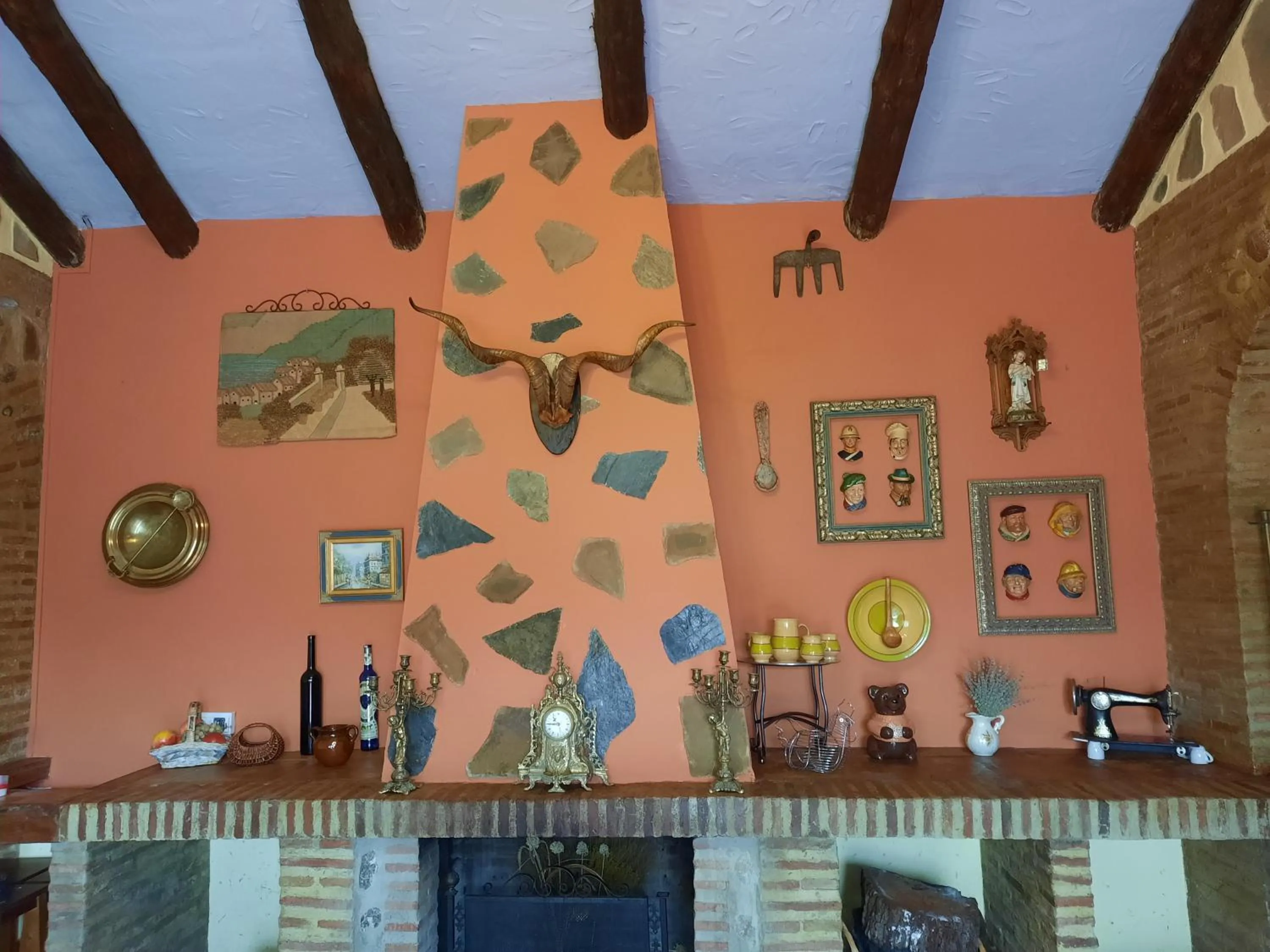 Living room in Hotel Restaurante Las Buitreras