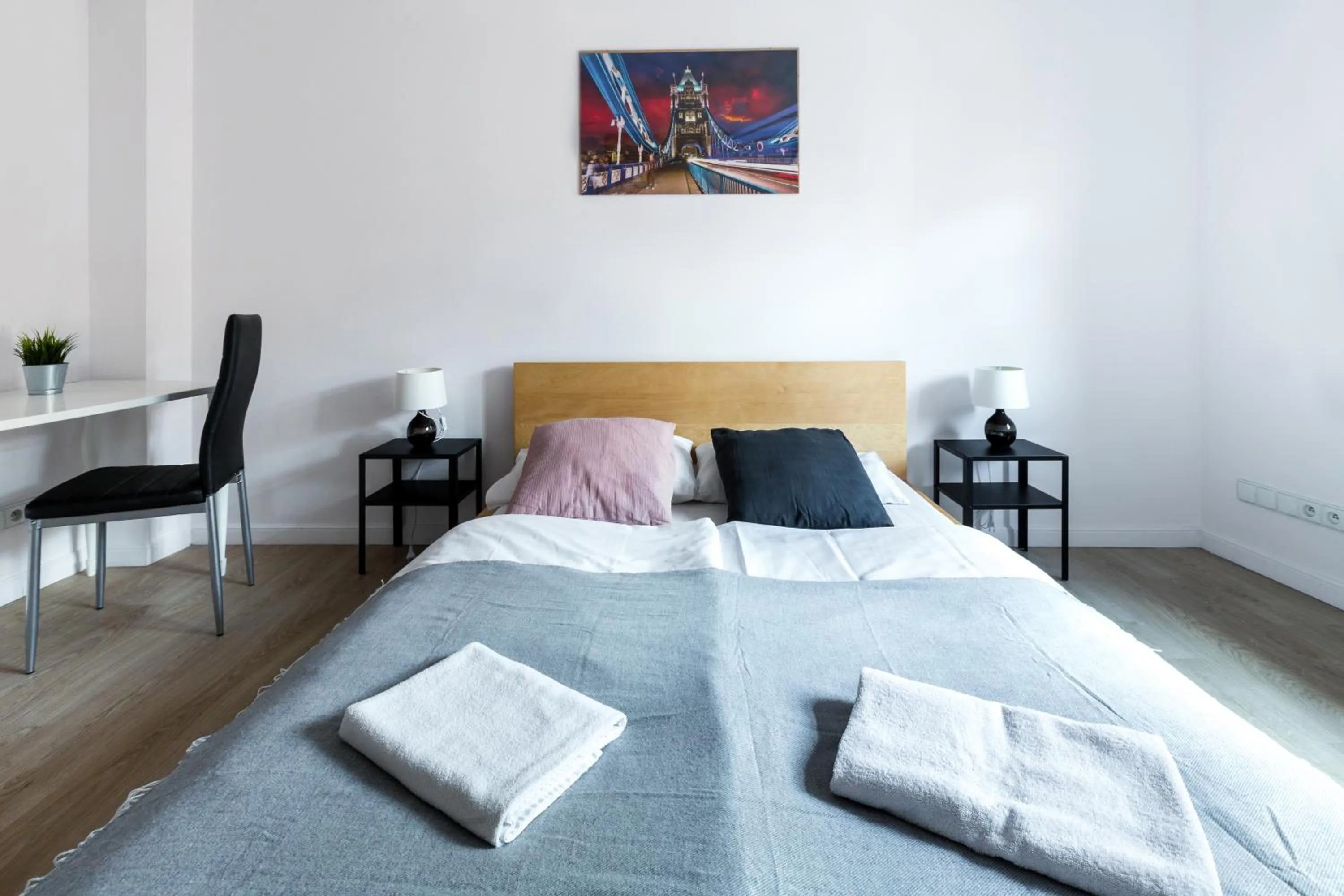 Bed in Wawel Cracow Old City Apartments - Friendhouse Apartments