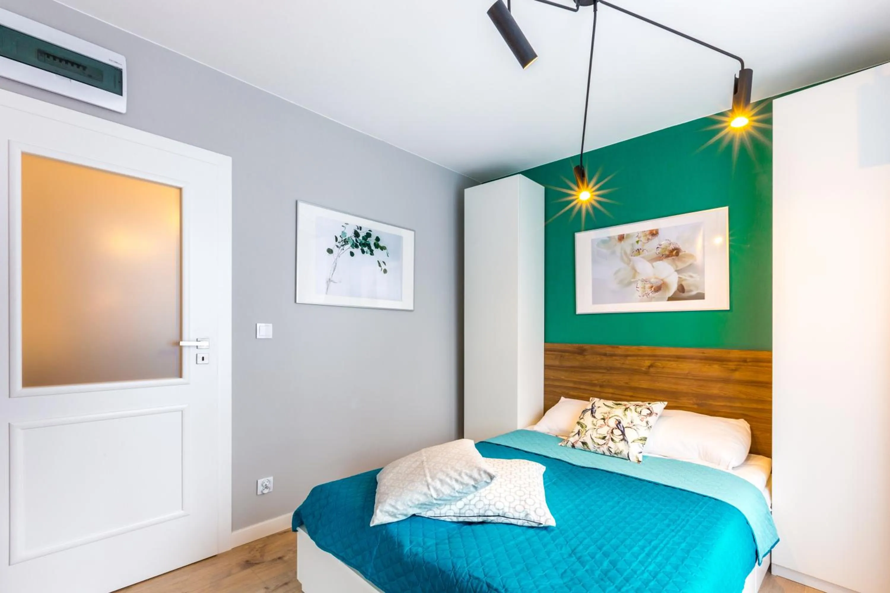 Photo of the whole room, Bed in Wawel Cracow Old City Apartments - Friendhouse Apartments