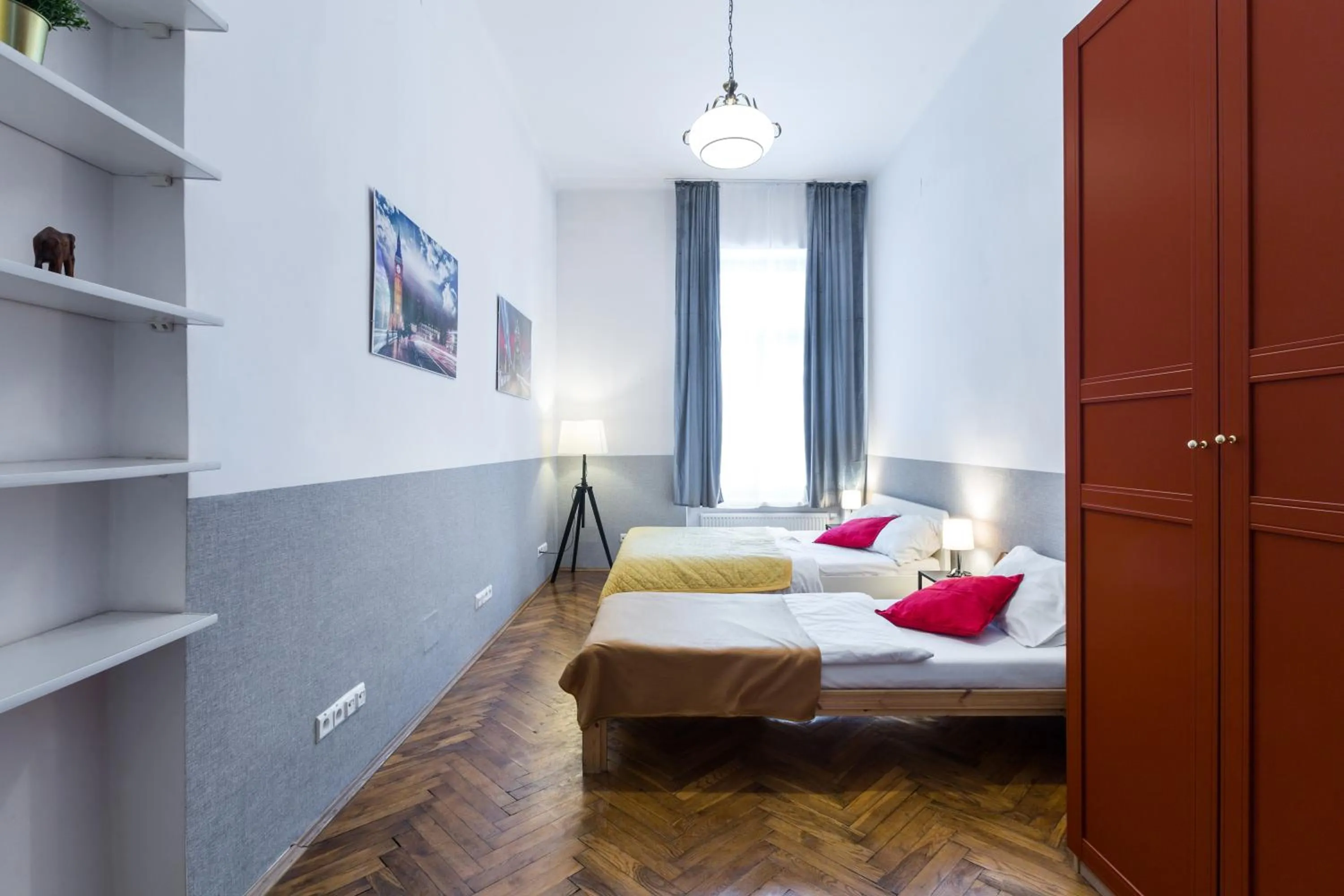 Bed in Wawel Cracow Old City Apartments - Friendhouse Apartments