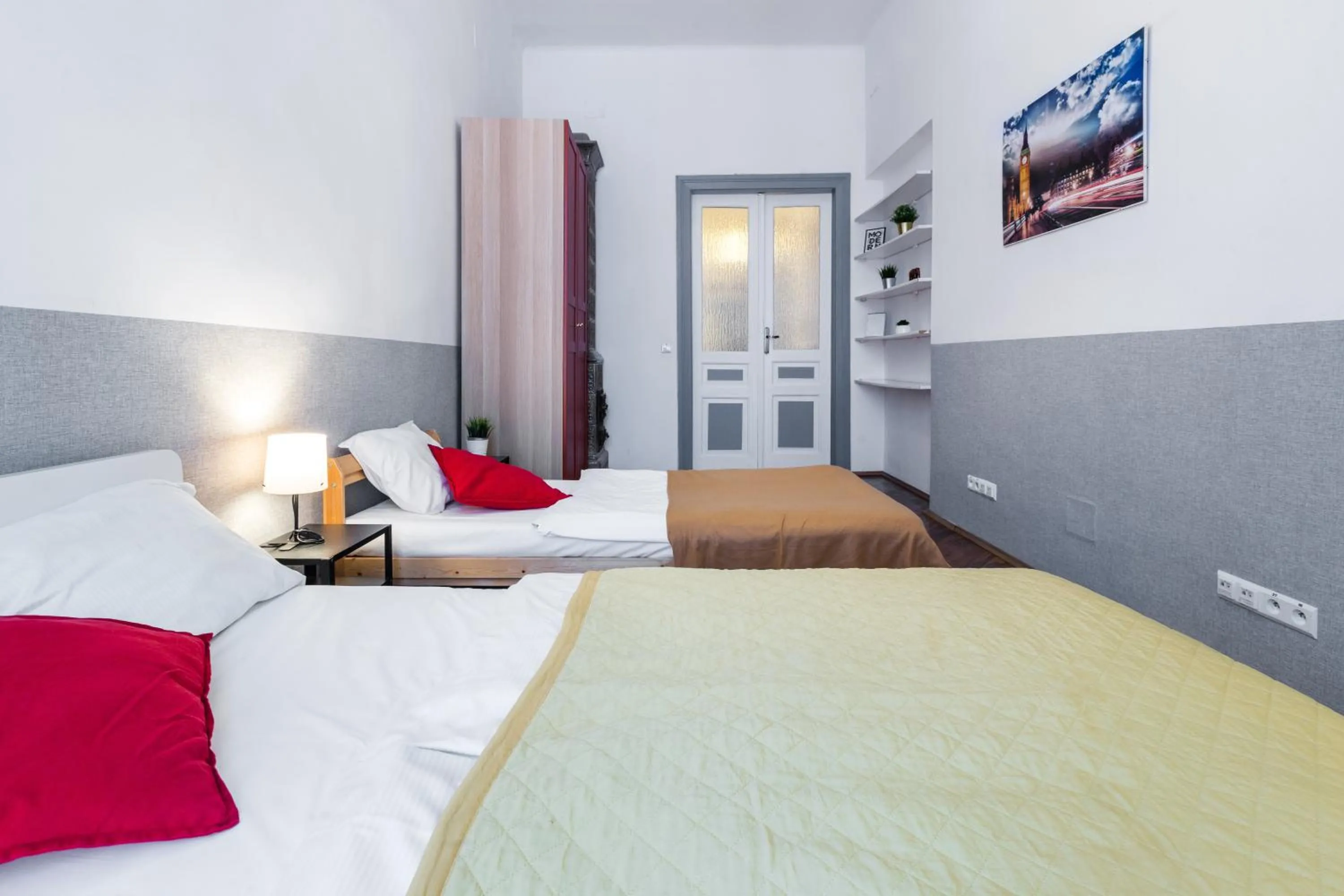 Bed in Wawel Cracow Old City Apartments - Friendhouse Apartments