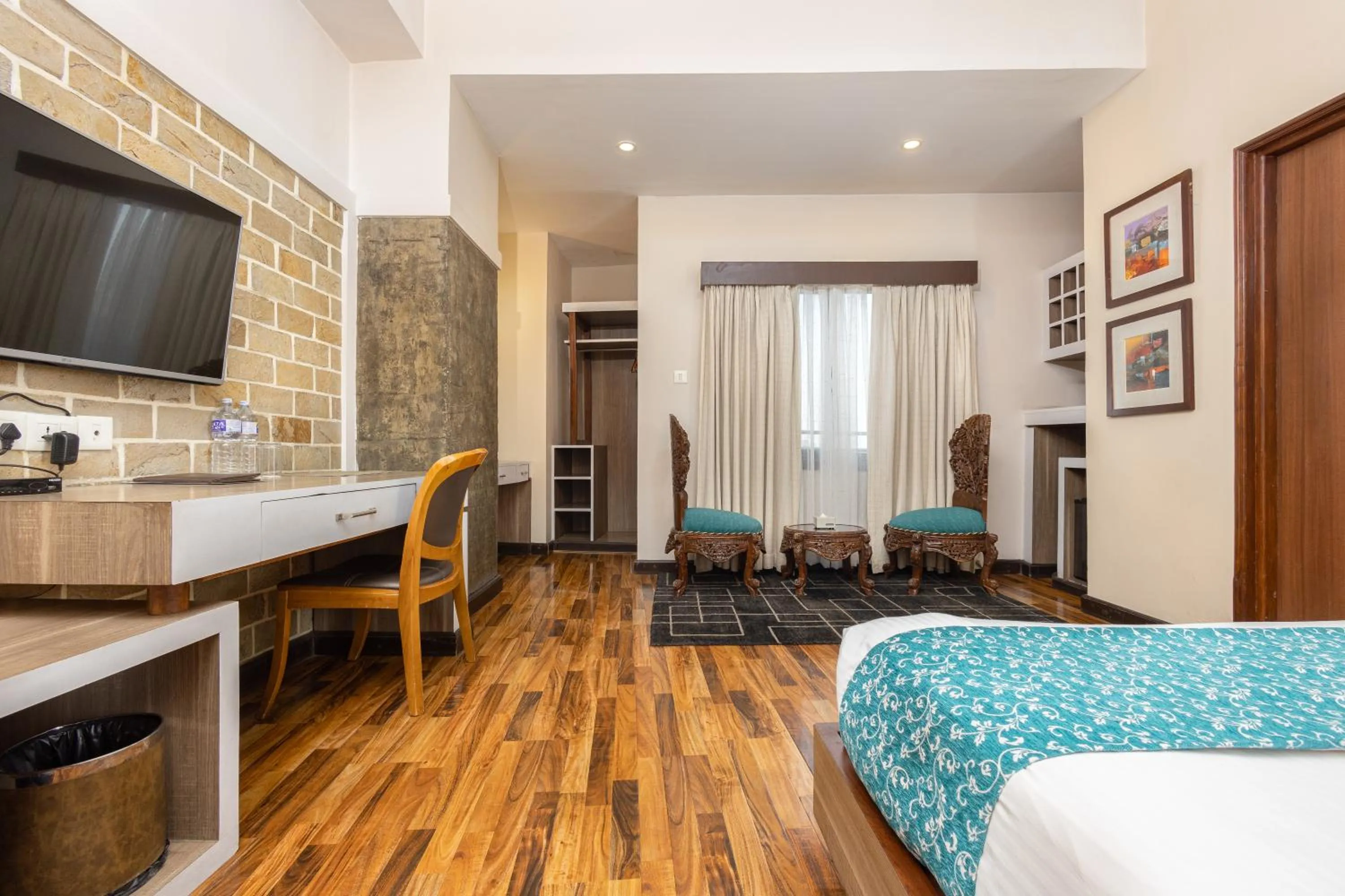 Communal lounge/ TV room, Bed in Hotel Arts Kathmandu