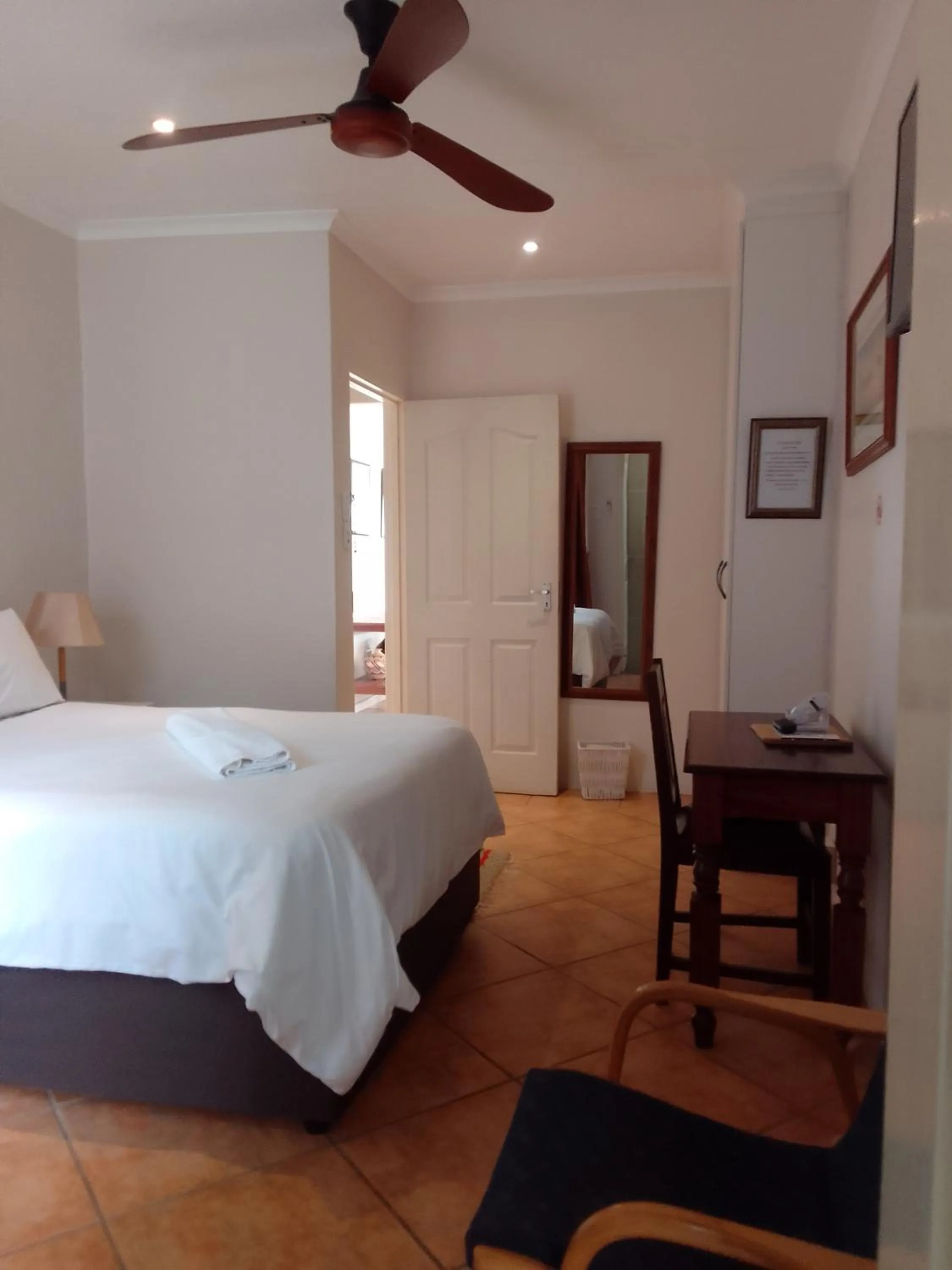 Bed in Botleng Guest House