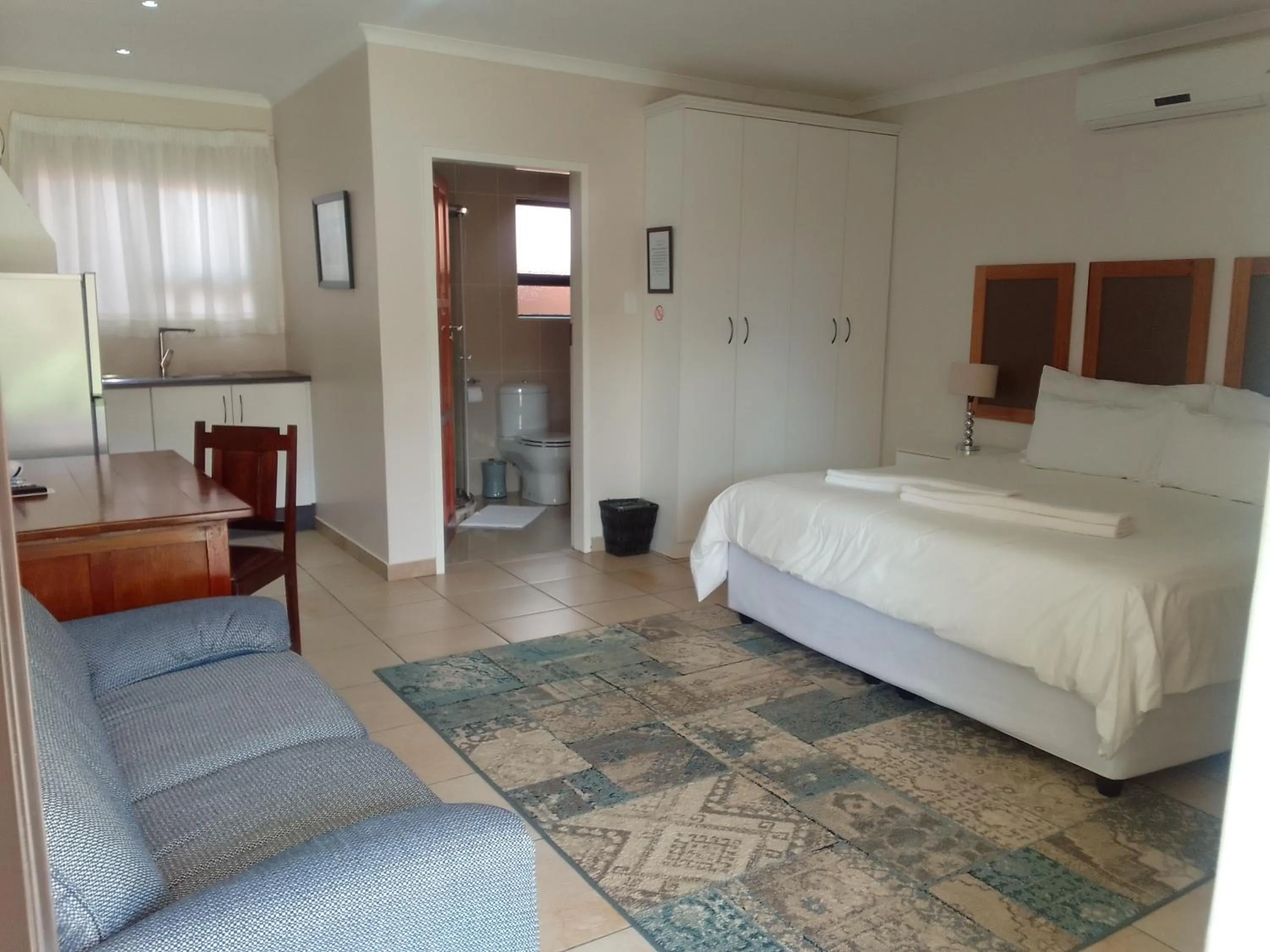 Bed in Botleng Guest House