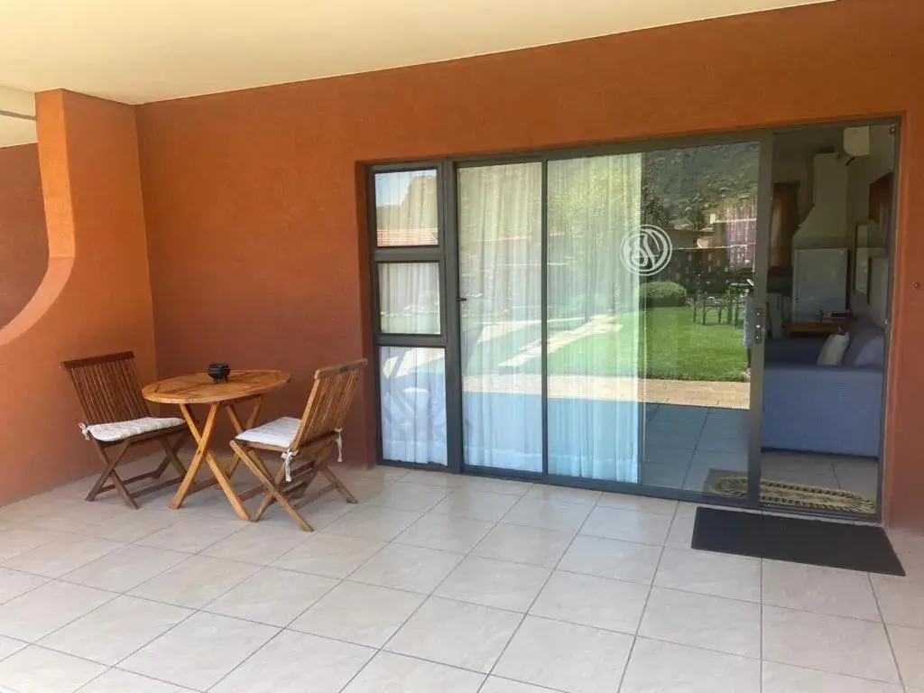 King Room - single occupancy - Disability Access in Botleng Guest House King Room - single occupancy - Disability Access in Botleng Guest House