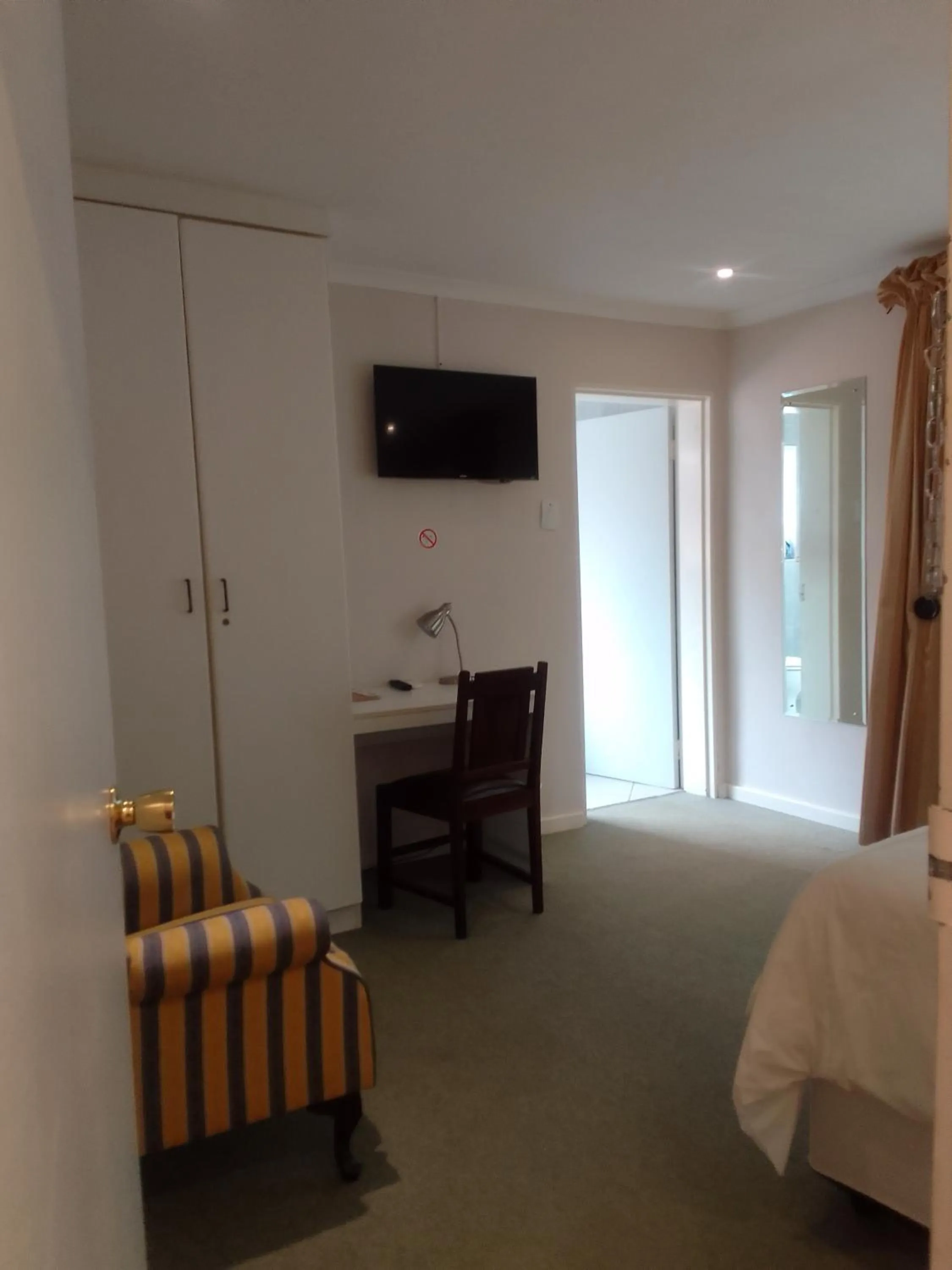 Bed in Botleng Guest House