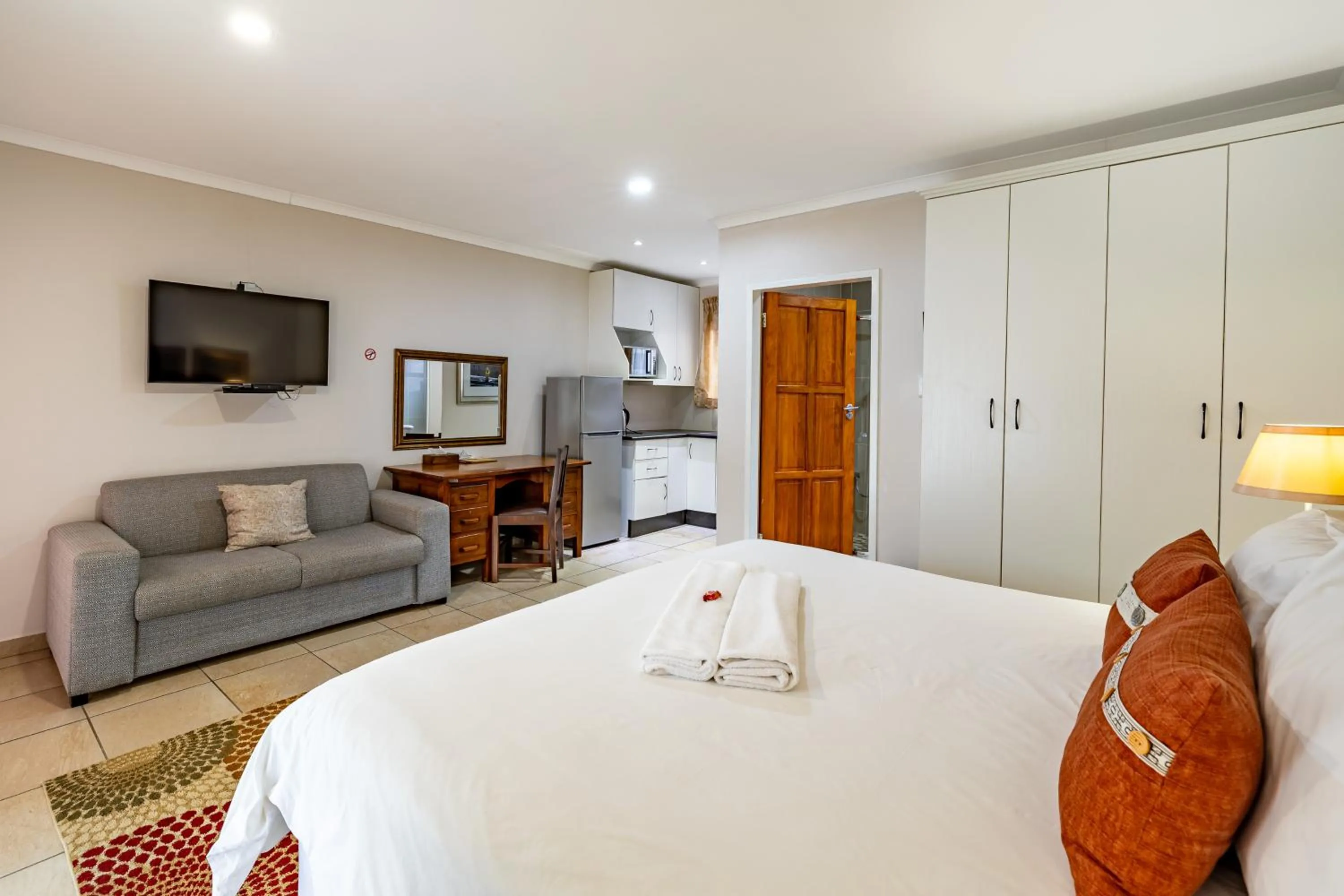 Bed in Botleng Guest House