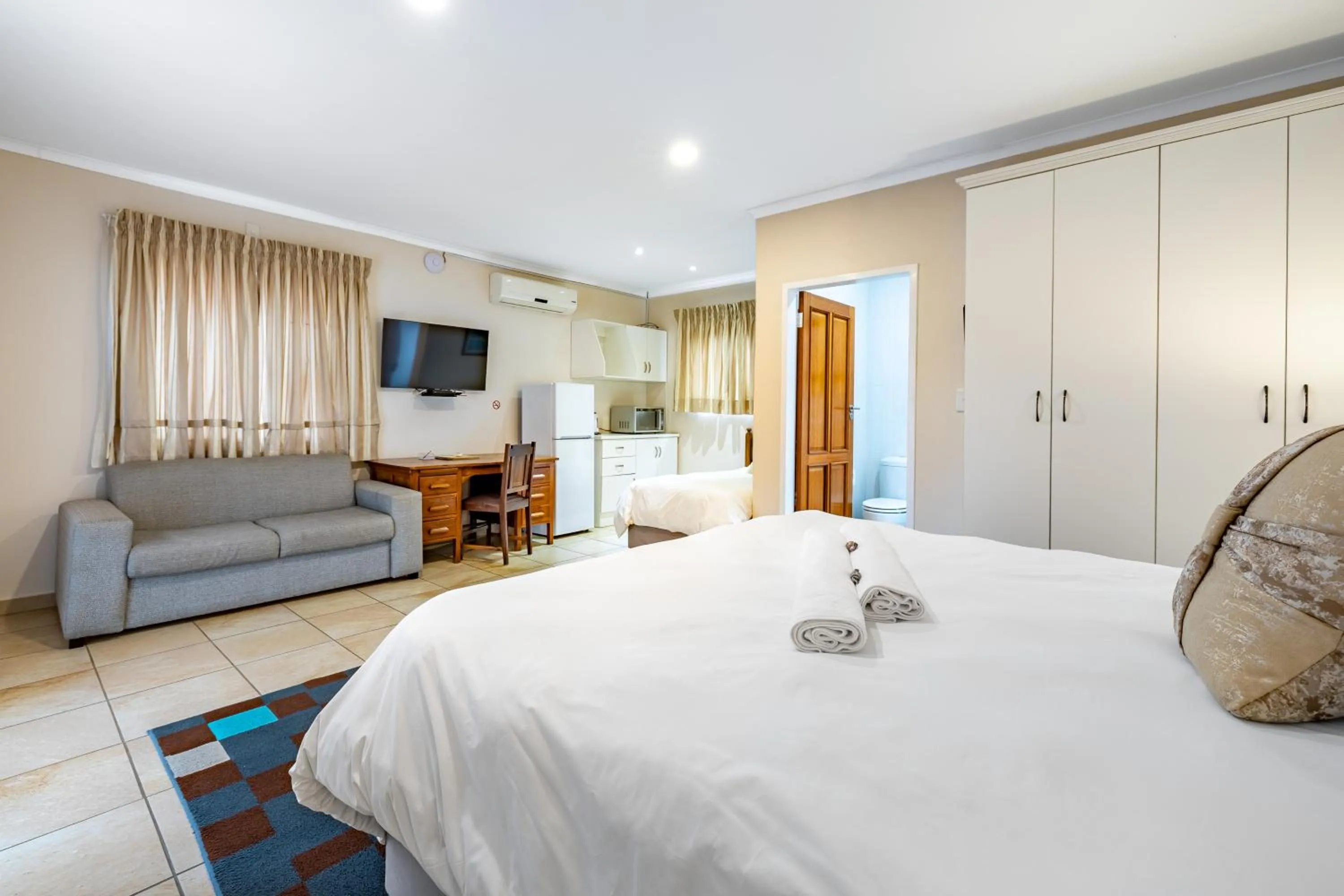 Bed in Botleng Guest House