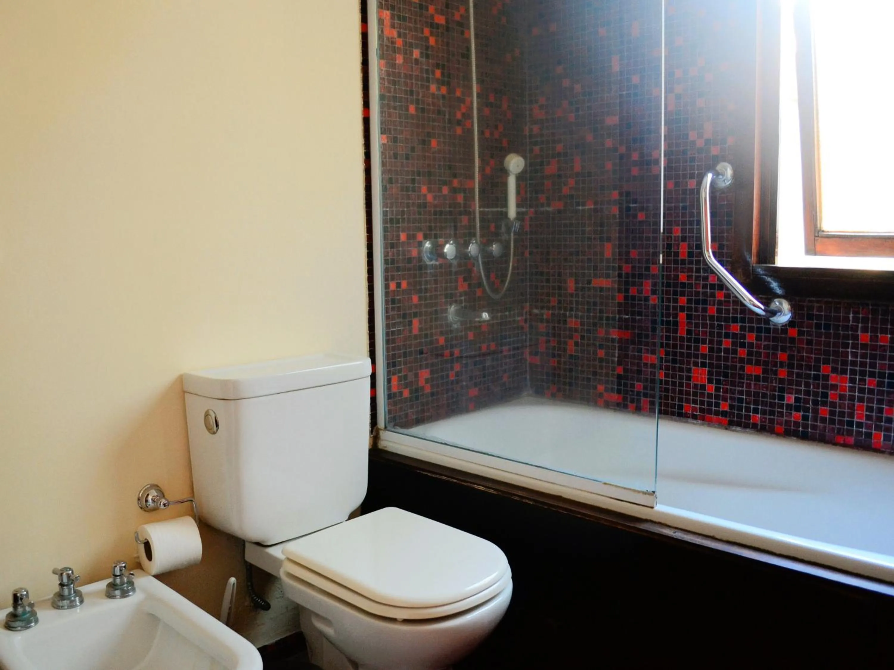 Hot Tub in Altos Medanos Cabañas & Club de Bosque