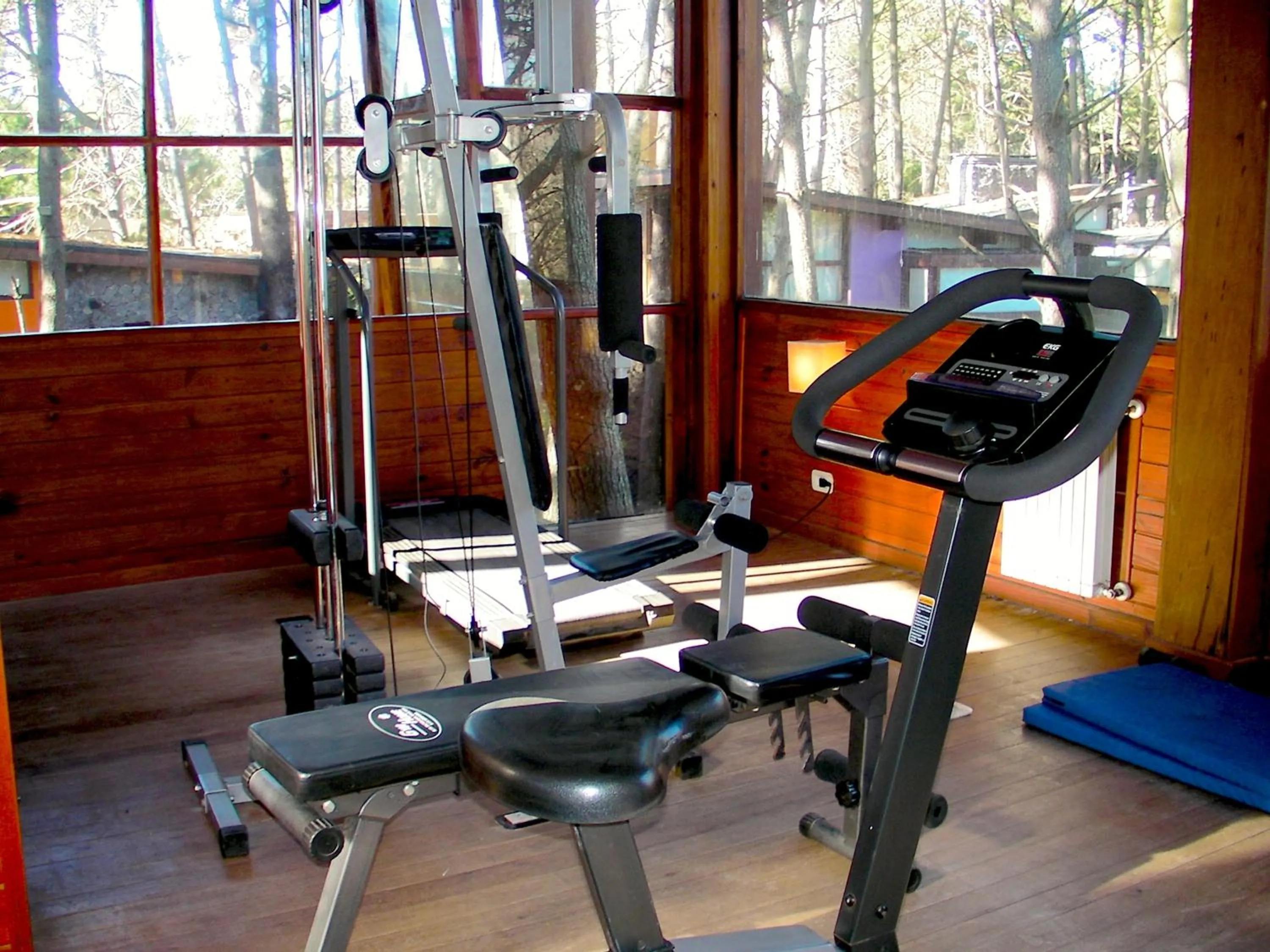 Fitness centre/facilities in Altos Medanos Cabañas & Club de Bosque