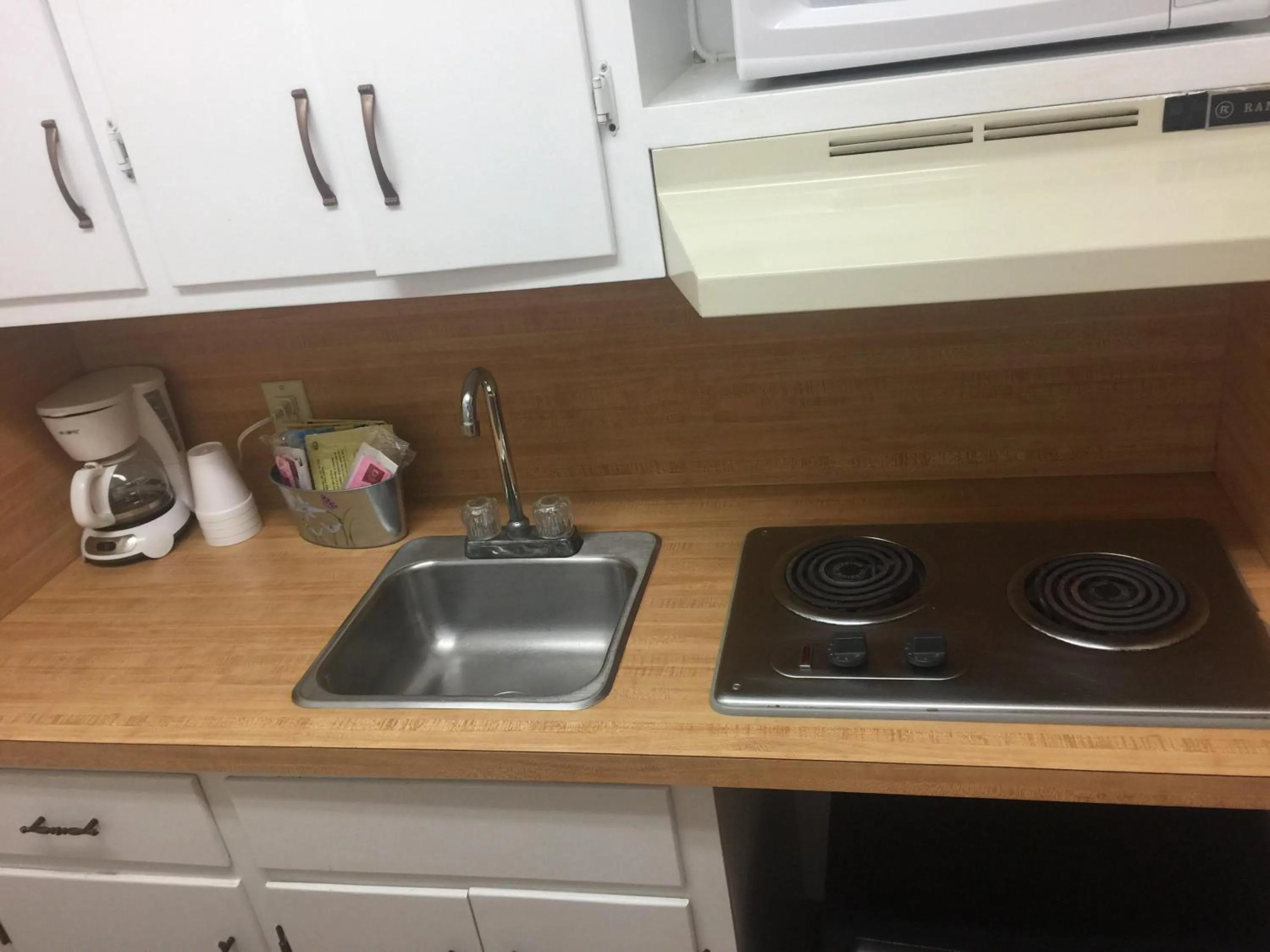 Kitchen or kitchenette in Hotel Kitsmiller on Main