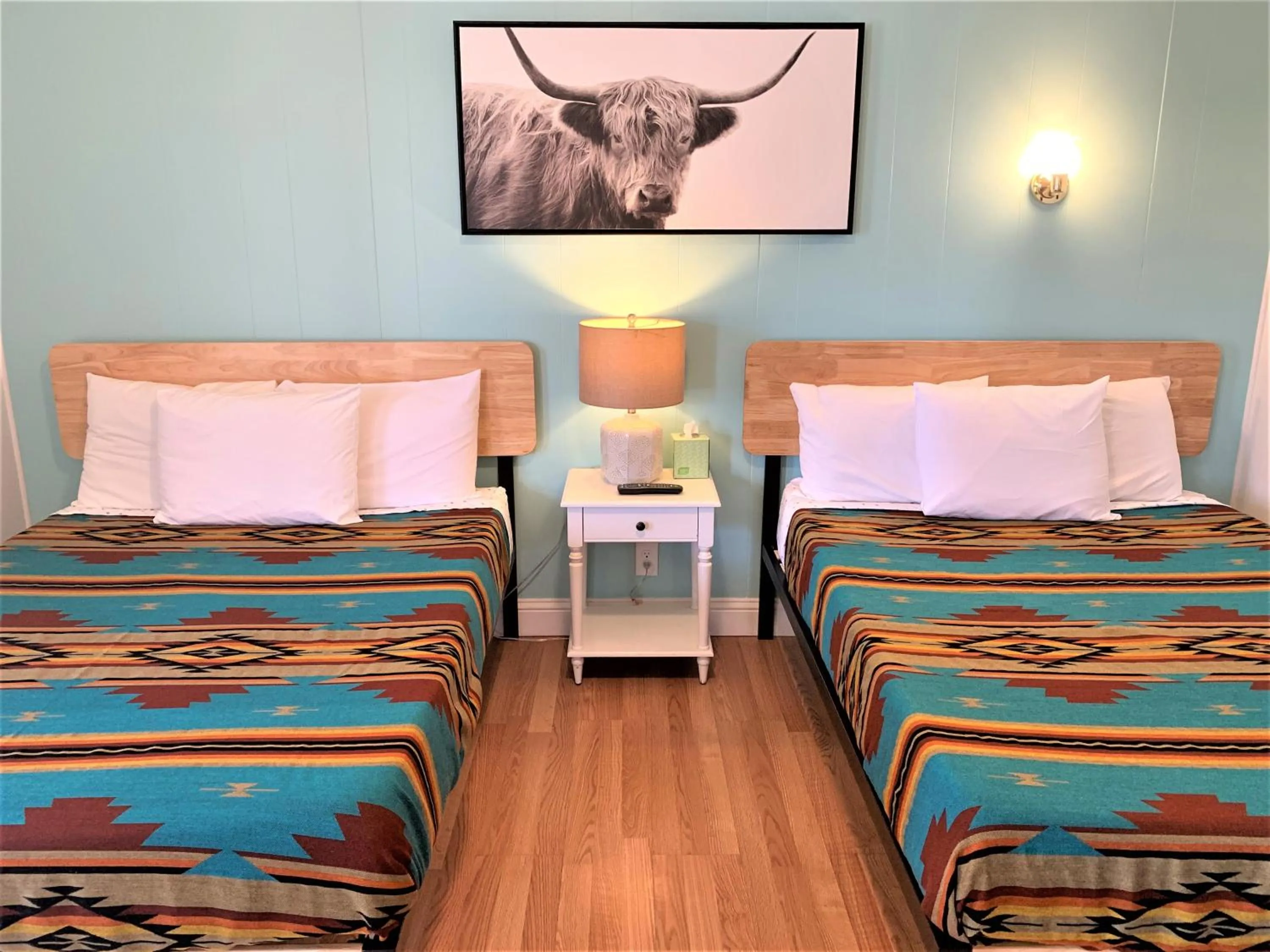 Bedroom, Bed in Hotel Kitsmiller on Main