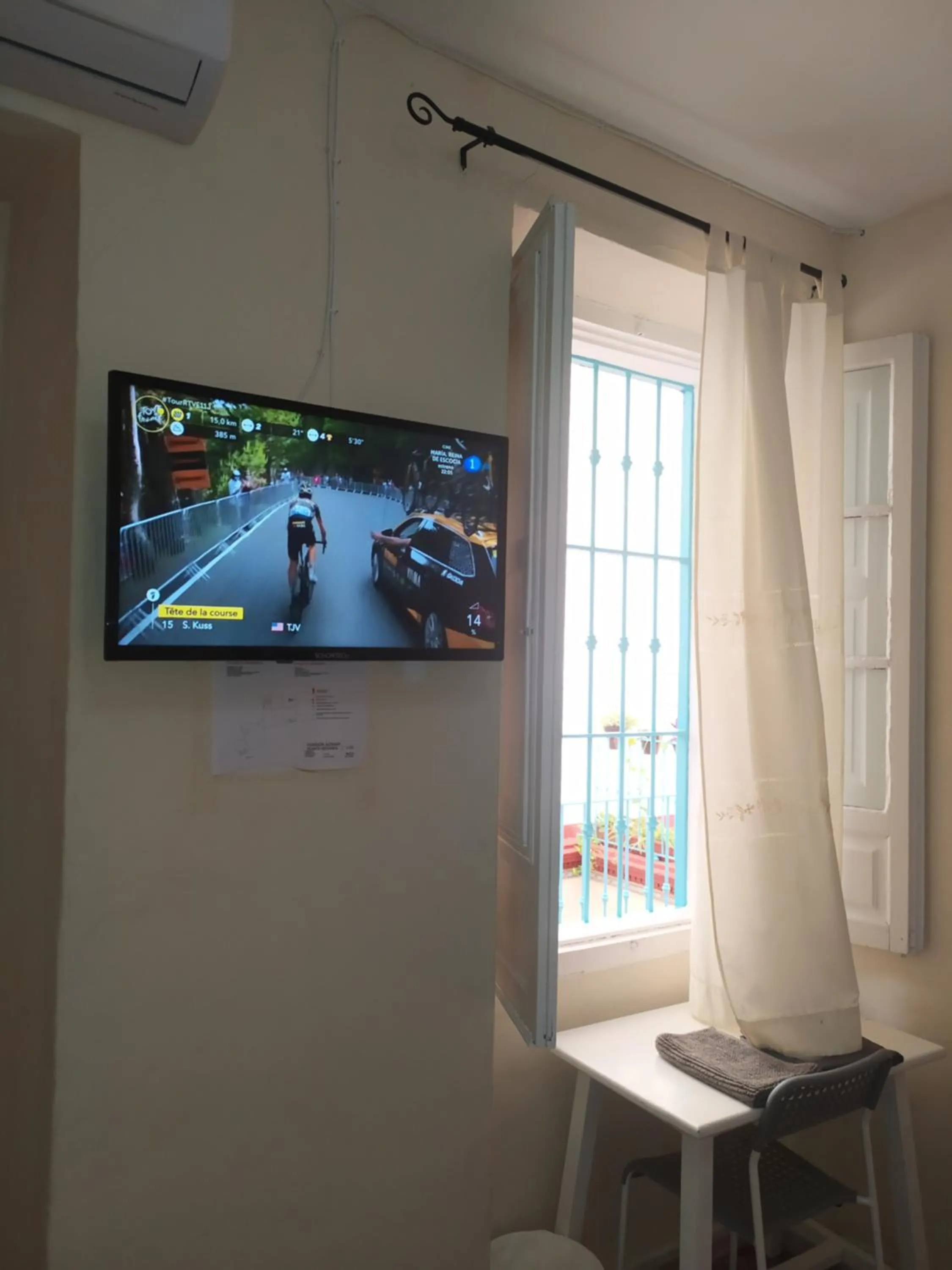 TV and multimedia in Pension Azahar
