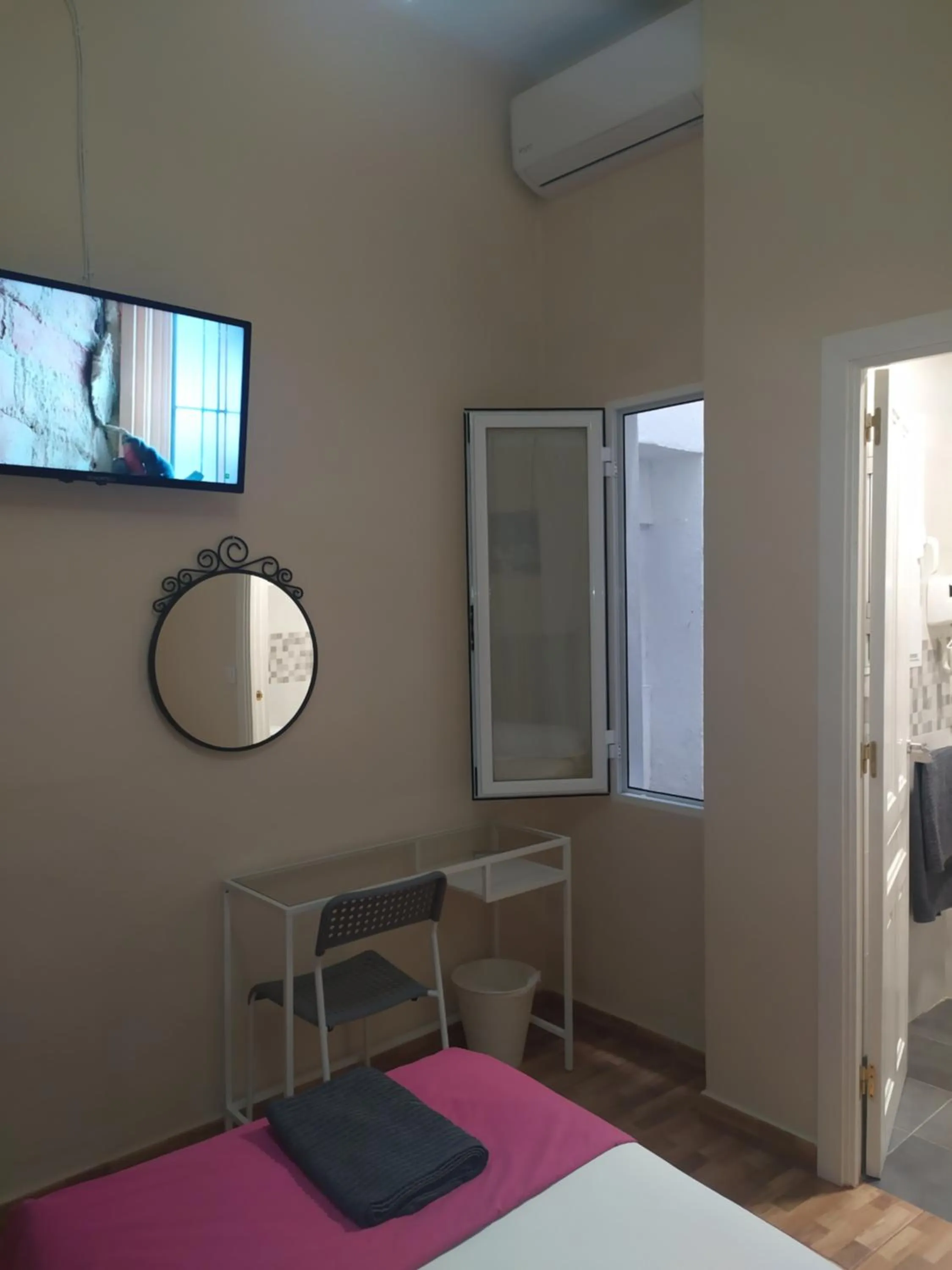 Bed in Pension Azahar