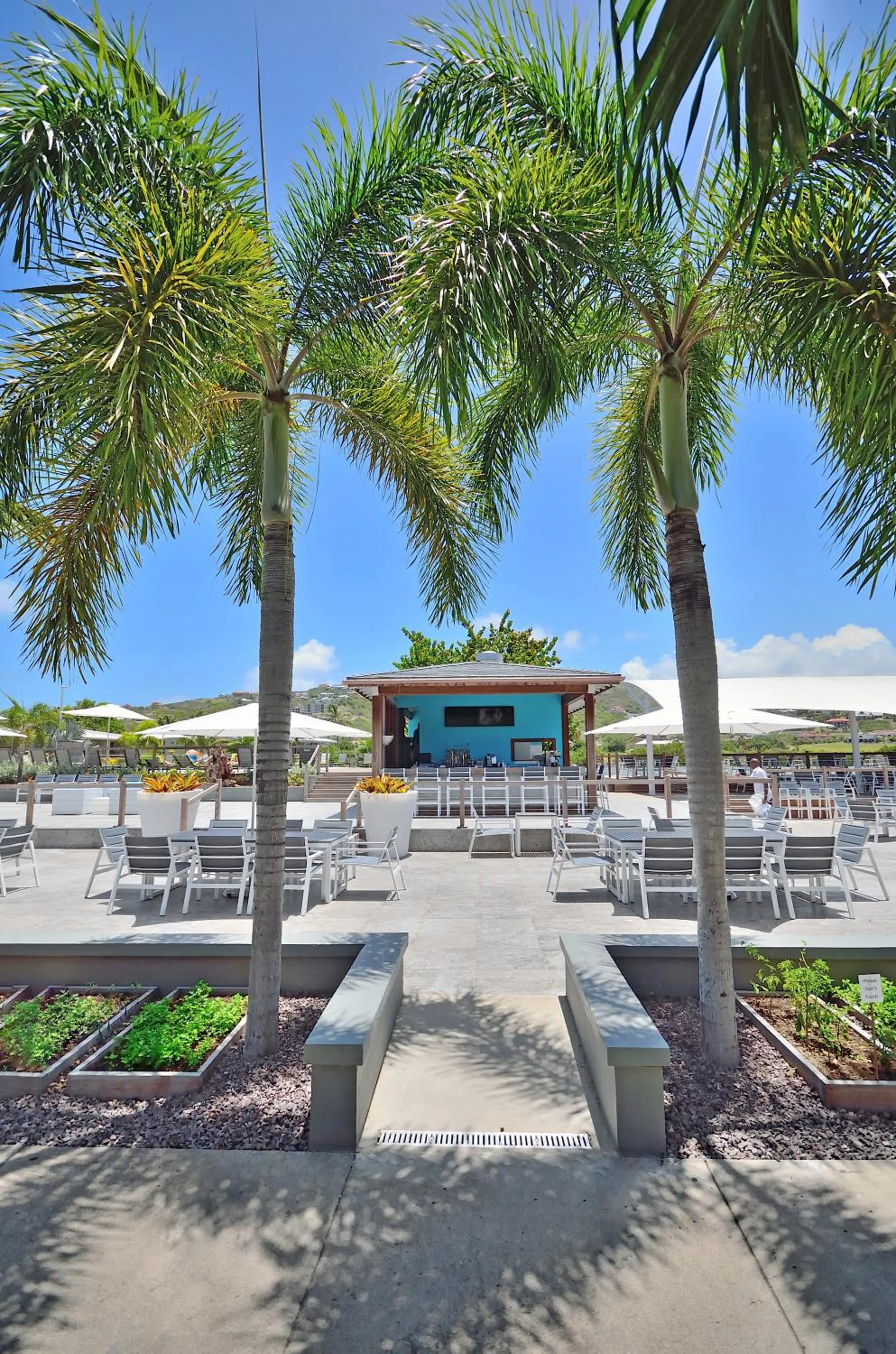 Restaurant/places to eat in Royal St. Kitts Hotel