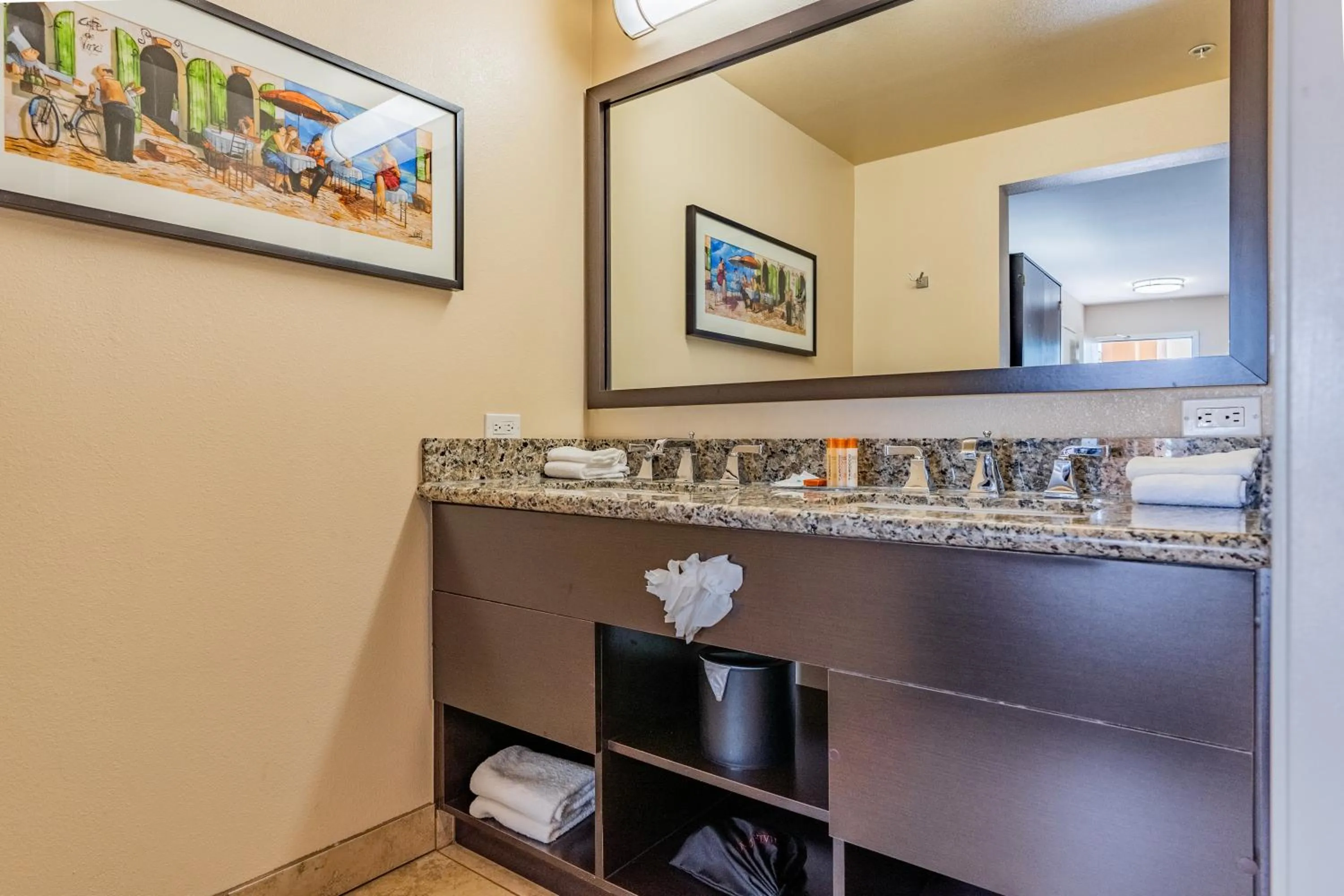 Bathroom in Grand Legacy At The Park