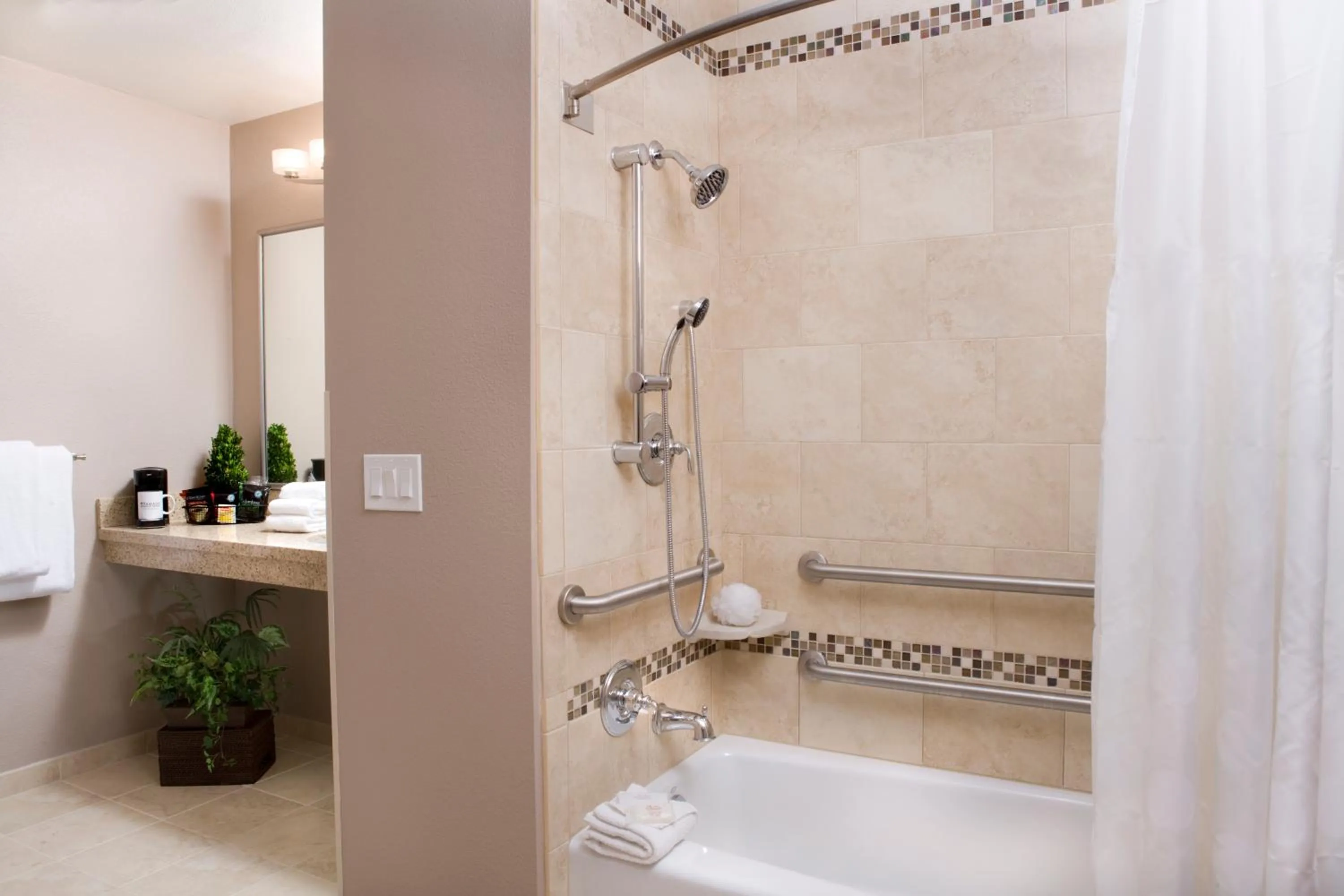 Classic Room - 2 Double Beds - Accessible in Grand Legacy At The Park