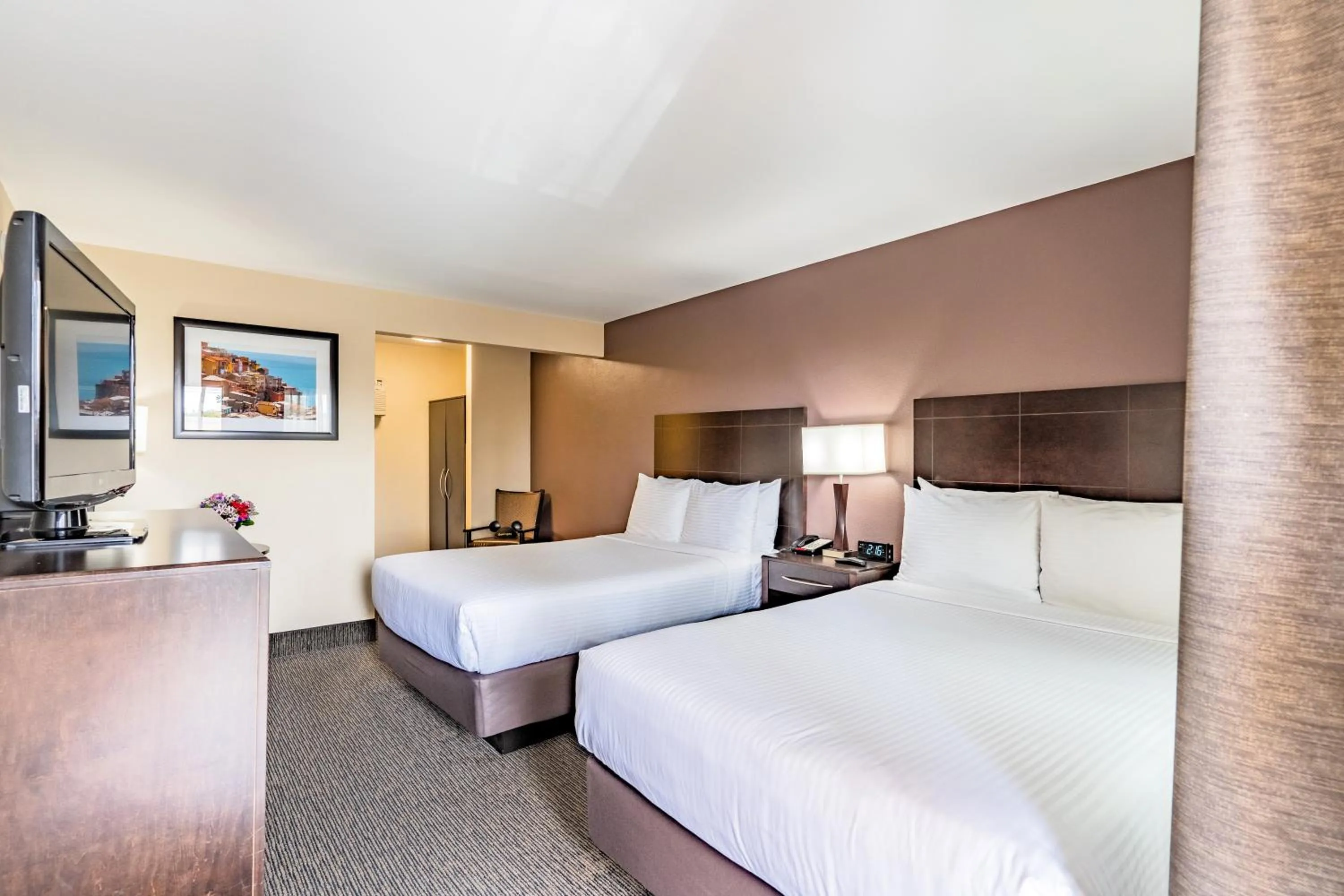 Bedroom, Bed in Grand Legacy At The Park