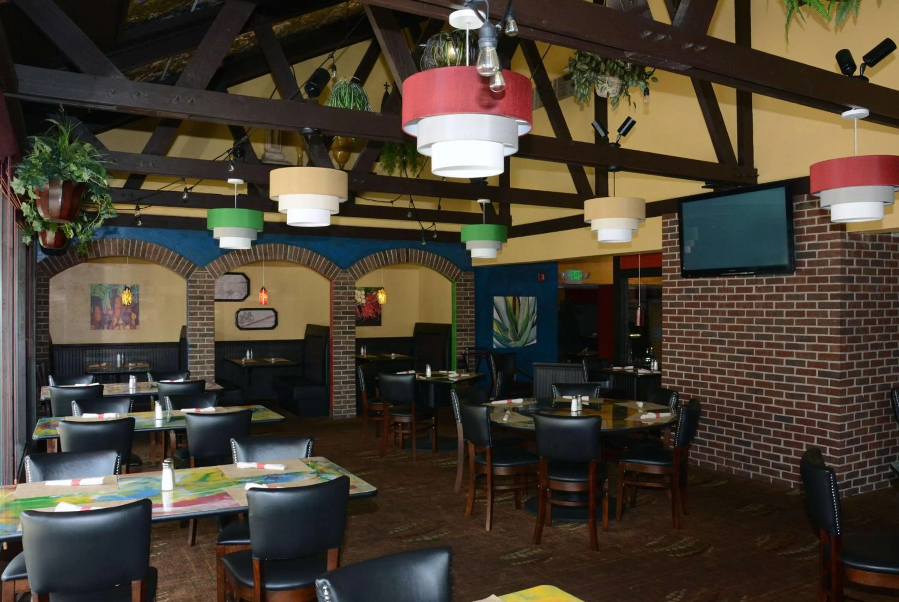 Restaurant/places to eat in Wyndham Garden Warsaw