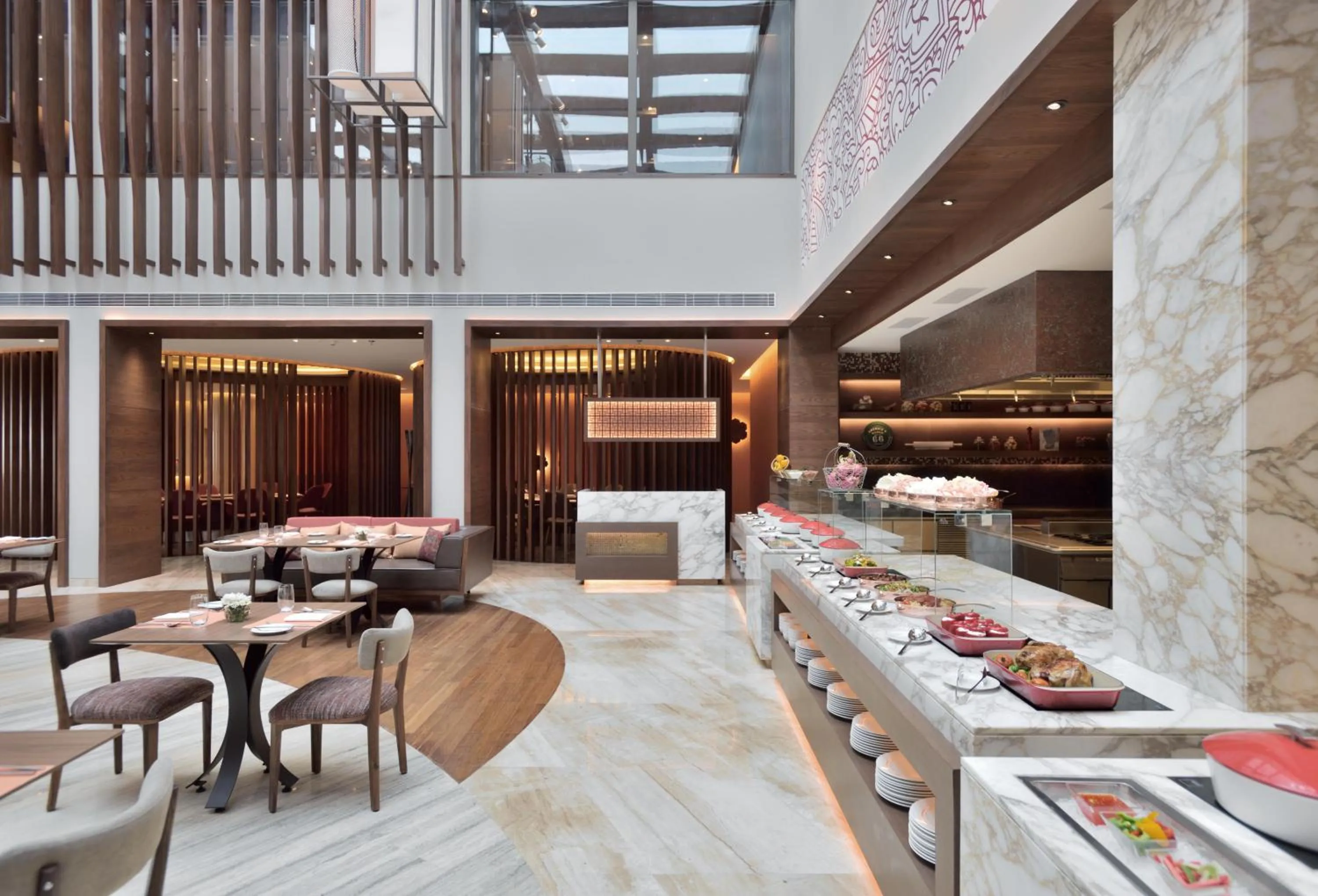 Restaurant/places to eat in Courtyard by Marriott Raipur