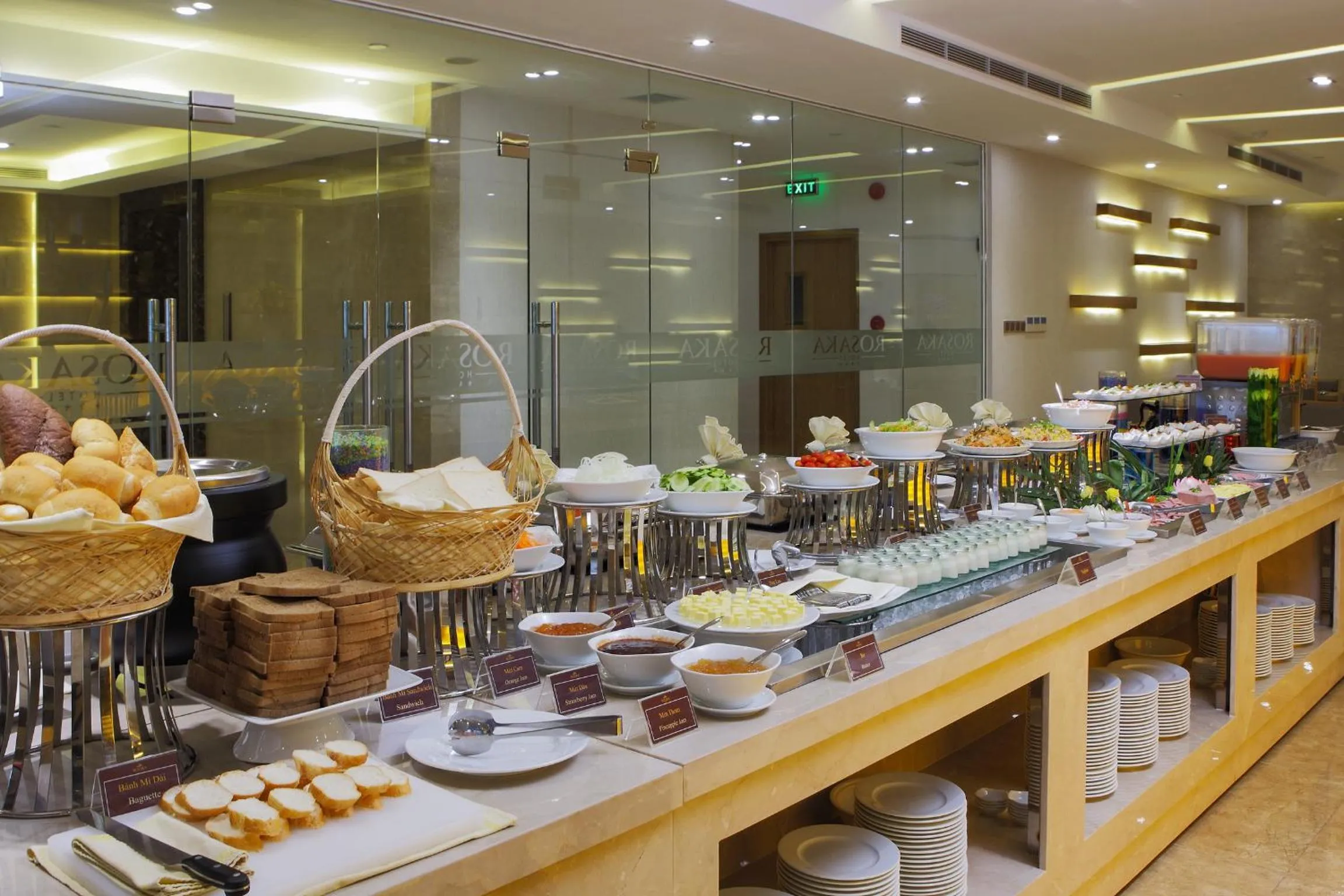 Food in Rosaka Nha Trang Hotel