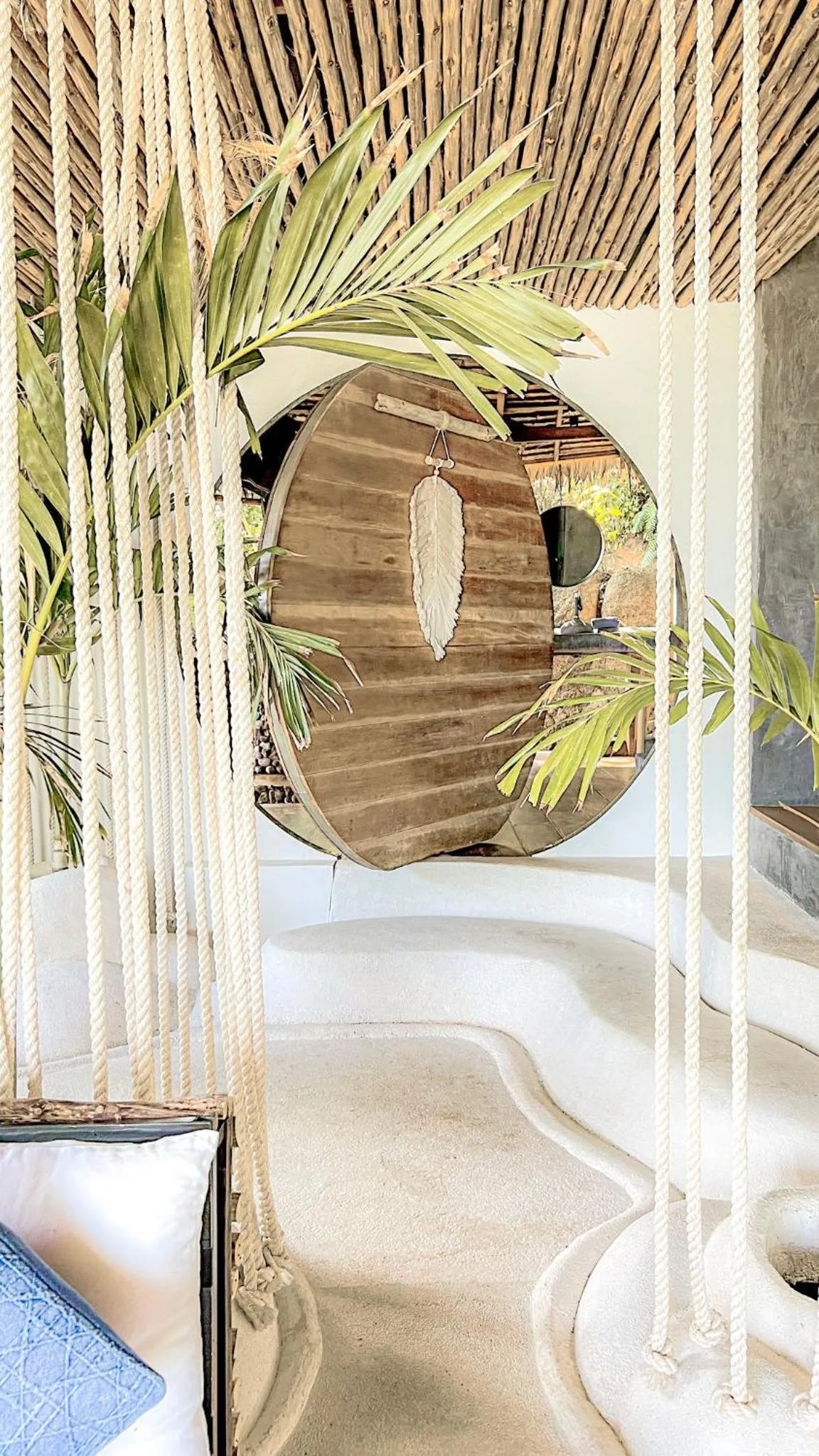 Living room in Somewhere Only We Know Resort