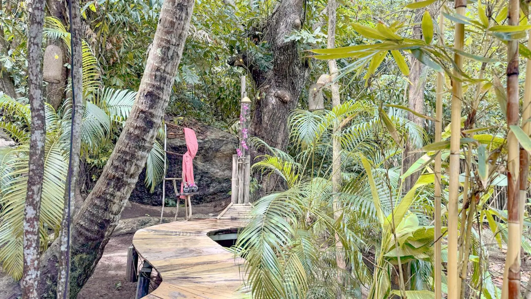 Shower in Somewhere Only We Know Resort