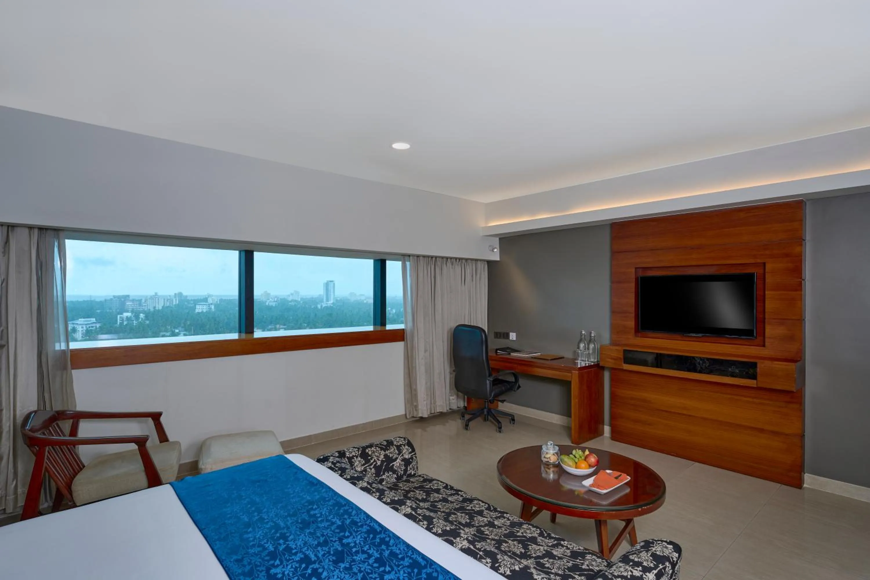 Bedroom, Bed in The Raviz Calicut