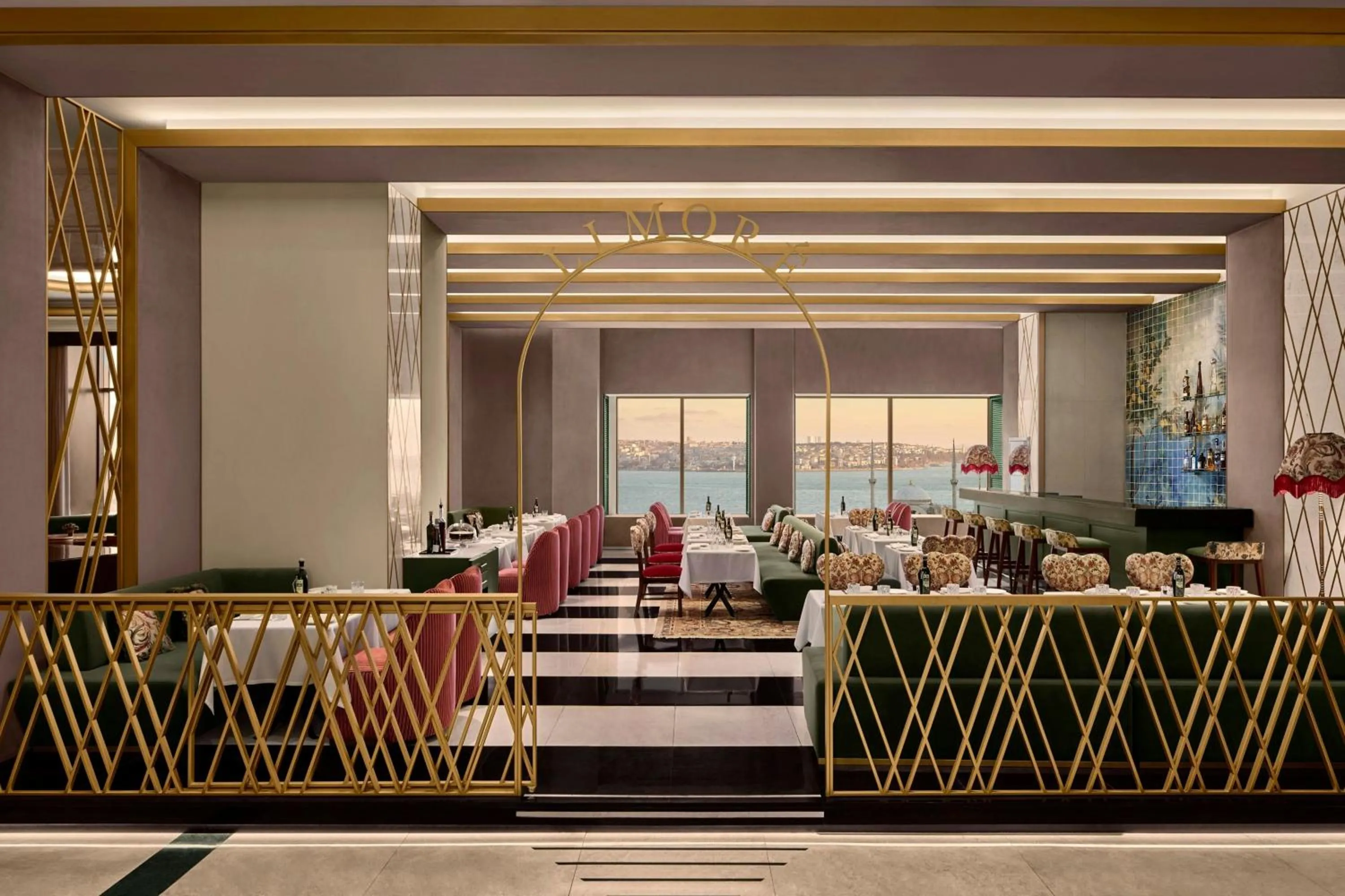 Restaurant/places to eat in The Ritz-Carlton, Istanbul at the Bosphorus