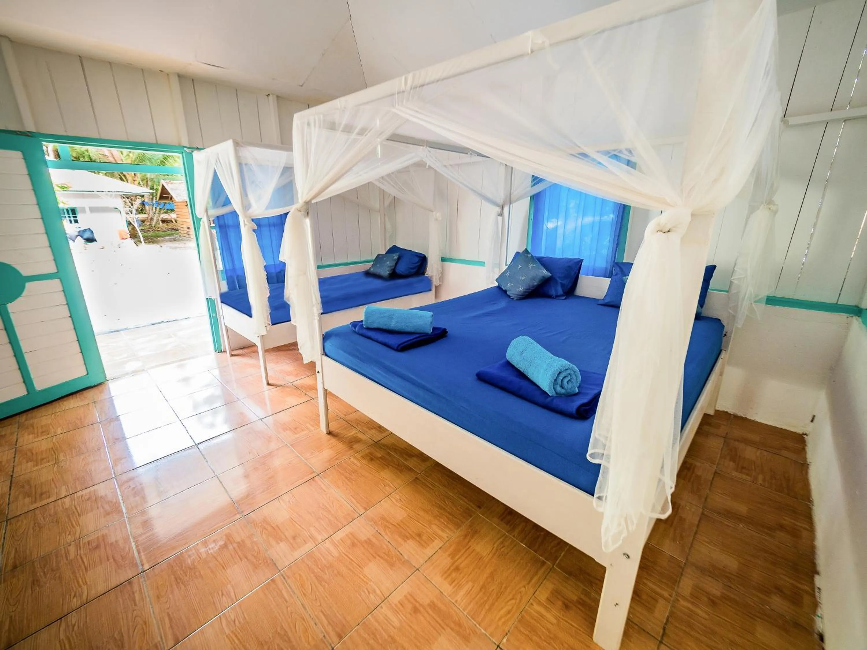 Bedroom, Bed in Scuba Republic Beach Bungalows